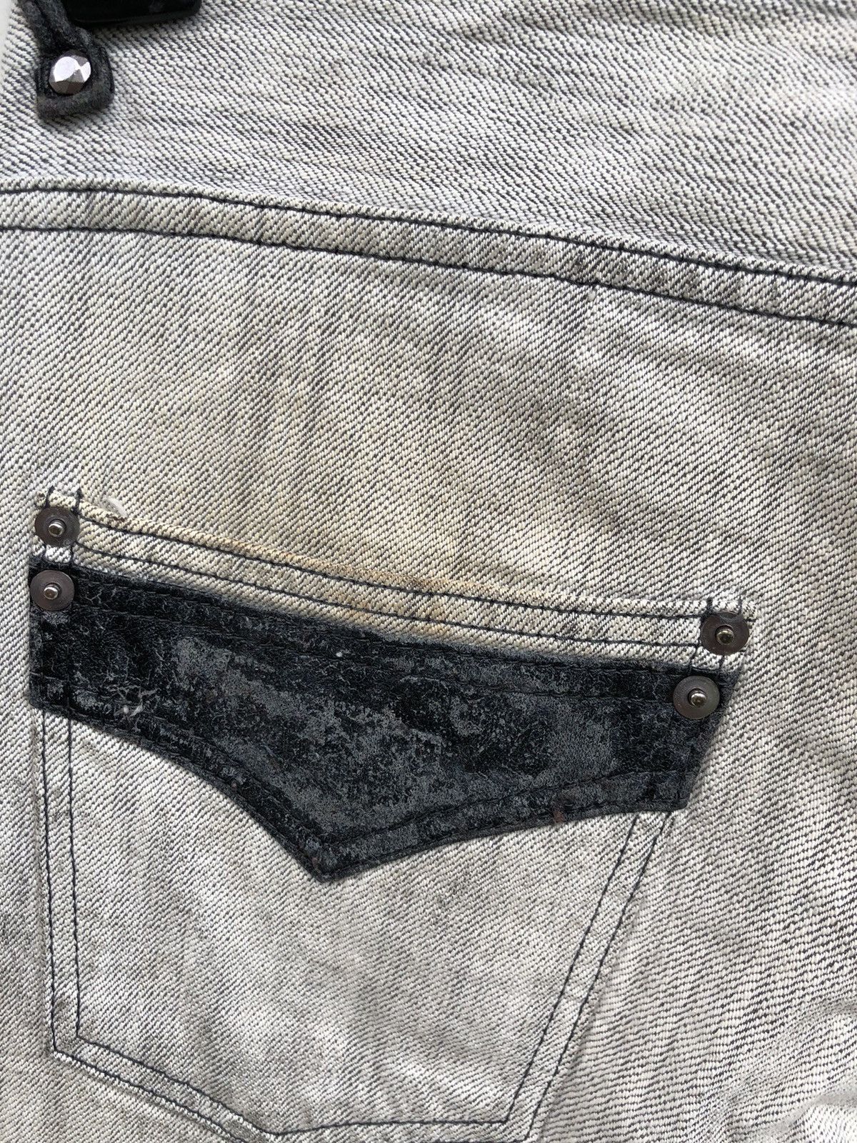 If Six Was Nine × Japanese Brand × Number (N)ine Japanese Brand Valentine Distressed Ripped Jeans Size US 28 / EU 44 - 14 Thumbnail
