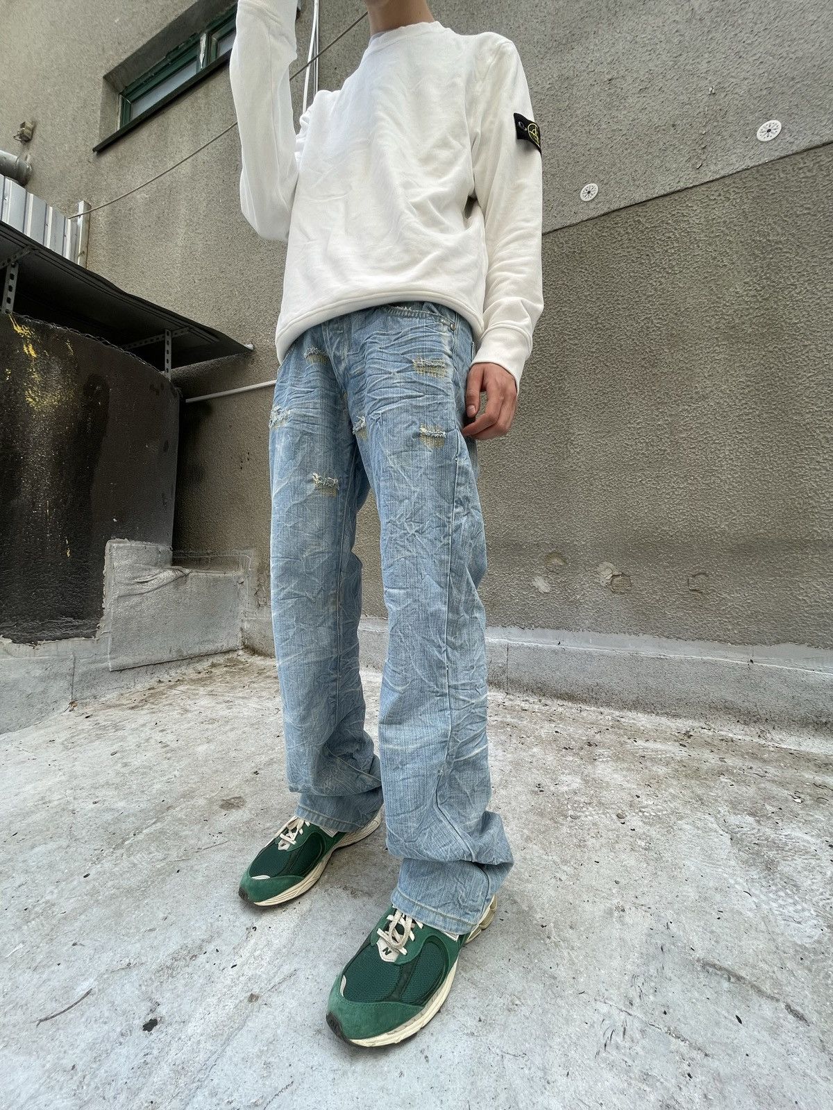 Japanese Brand × Jet Lag × Vintage BNWT Vintage Japanese Brand jet lag distressed jeans Size US 34 / EU 50 - 2 Thumbnail
