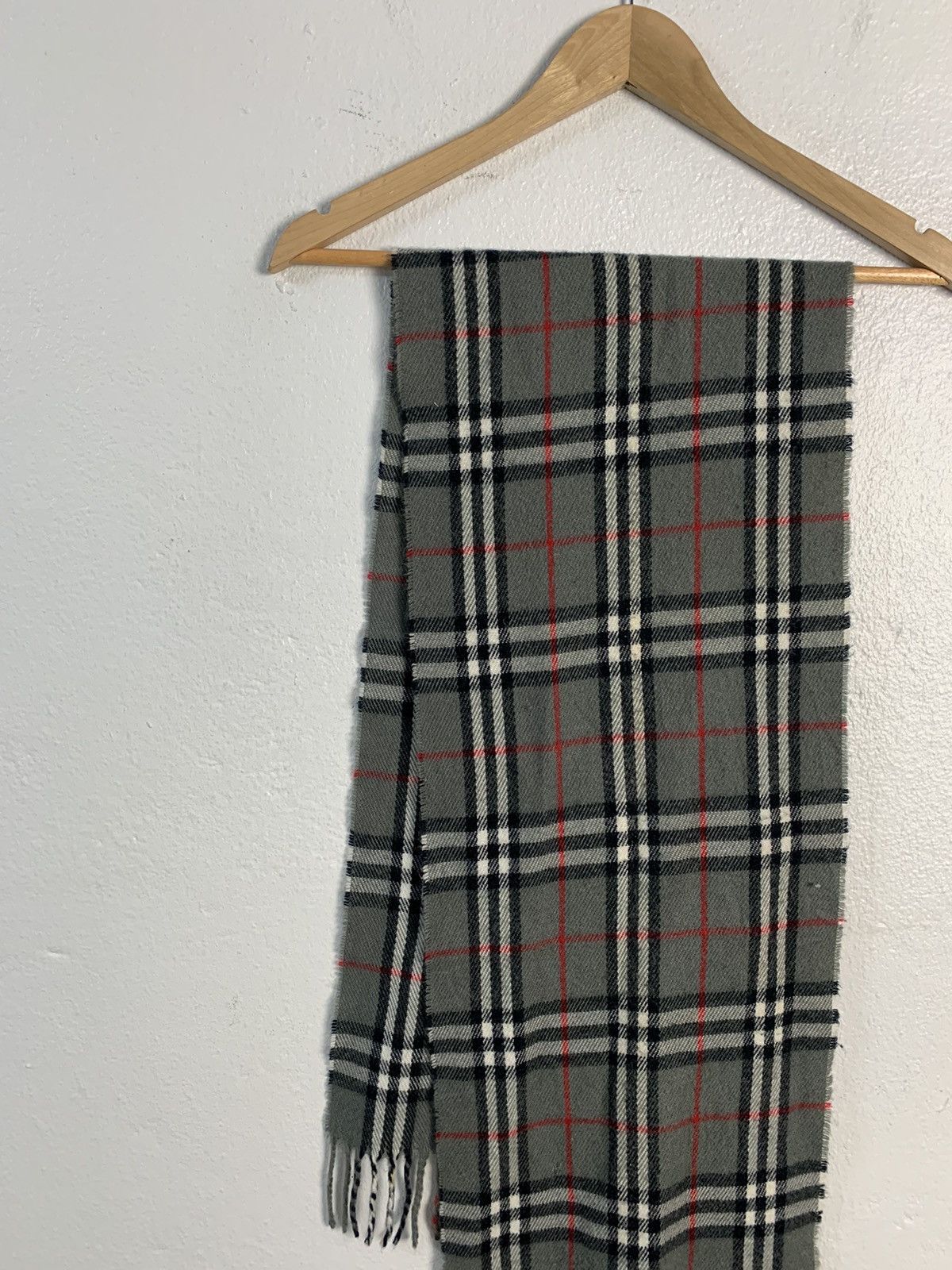 Burberry Vintage Burberrys Nova Check Lambswool Scarf Size ONE SIZE - 4 Thumbnail