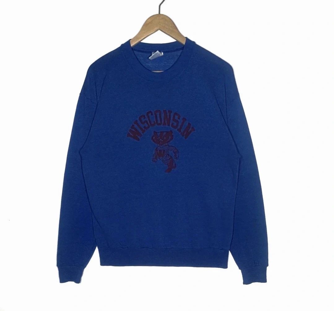 image of American College x Vintage Sweatshirt University Of Winconsin Crewneck in Blue, Men's (Size Medium)
