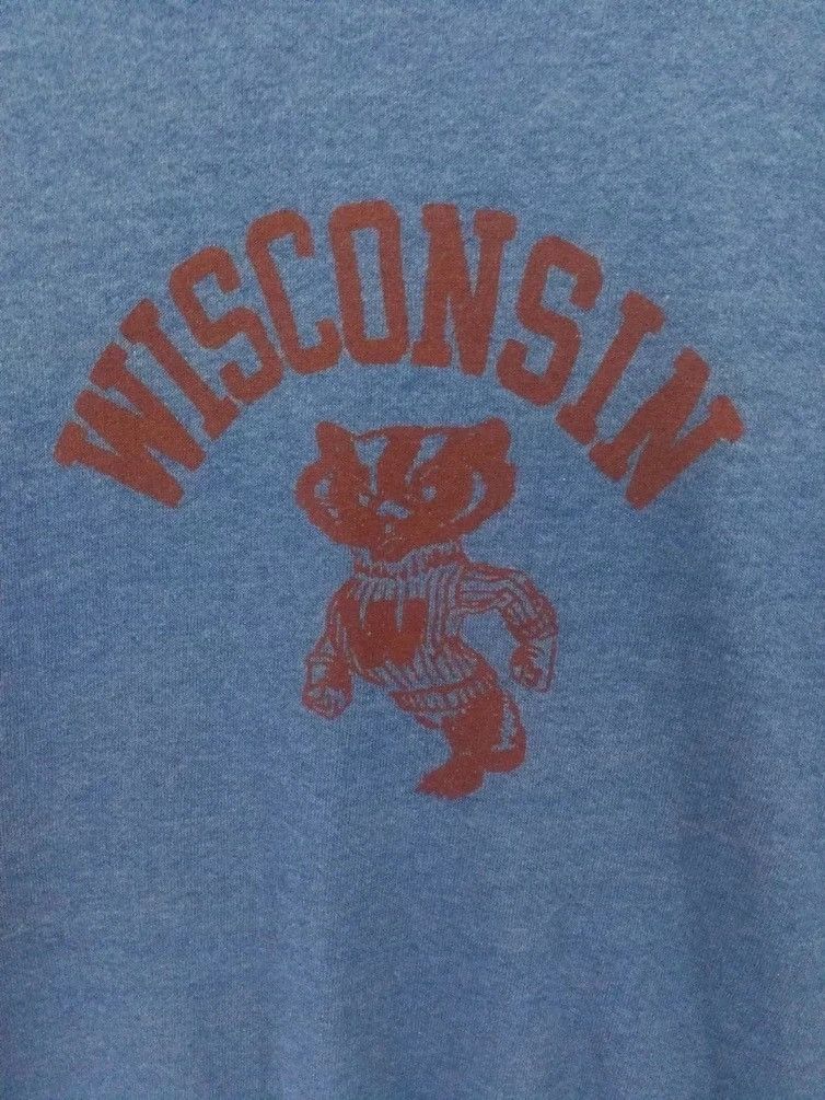 Vintage Vintage Sweatshirt University of Winconsin crewneck Size US M / EU 48-50 / 2 - 4 Thumbnail