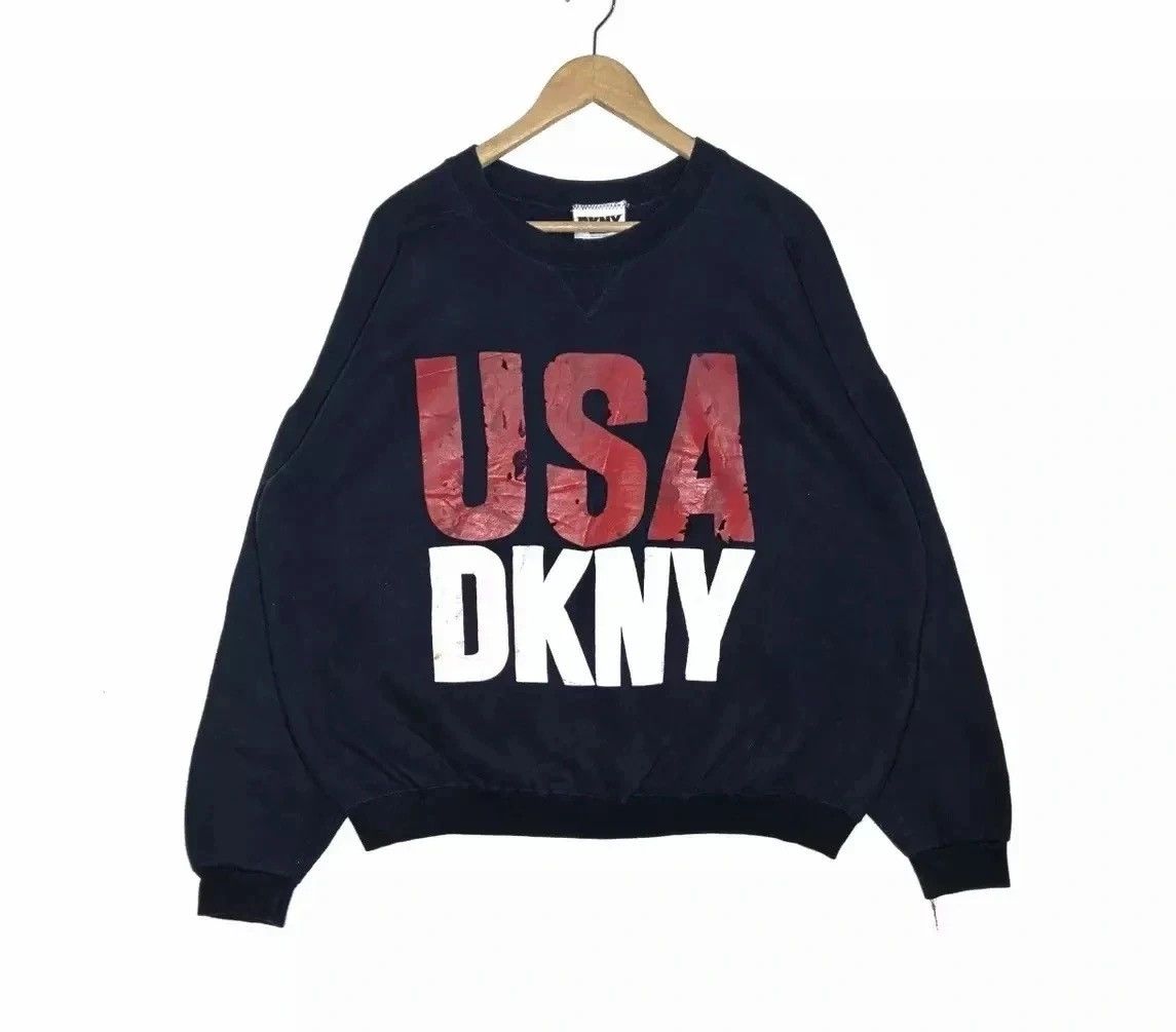 DKNY × Vintage Vintage 90s DKNY Sweatshirt Donna Karan New York Size US L / EU 52-54 / 3 - 1 Thumbnail