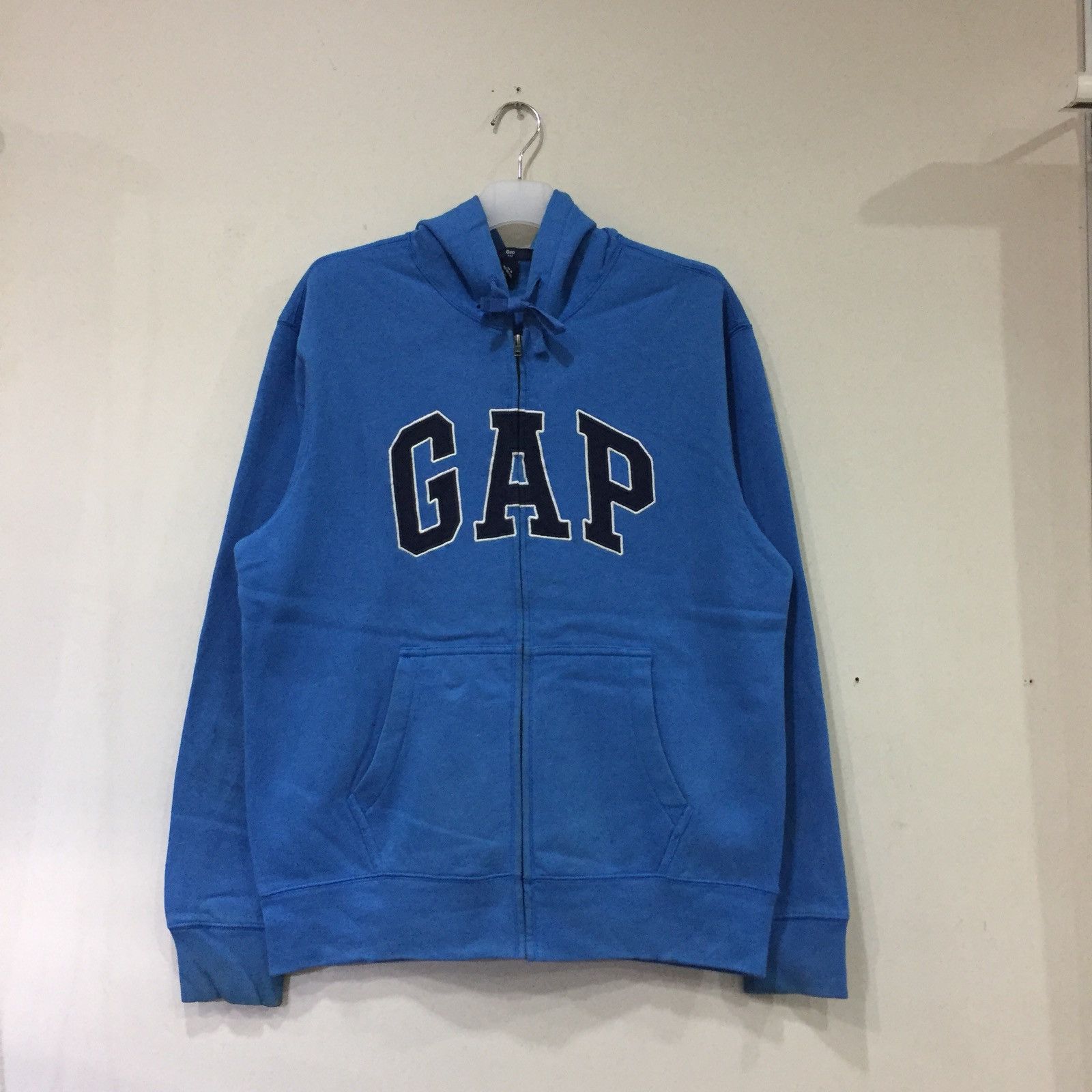Gap GAP Hoodie Spell Out Embroidered Big Logo.. Size US M / EU 48-50 / 2 - 1 Thumbnail