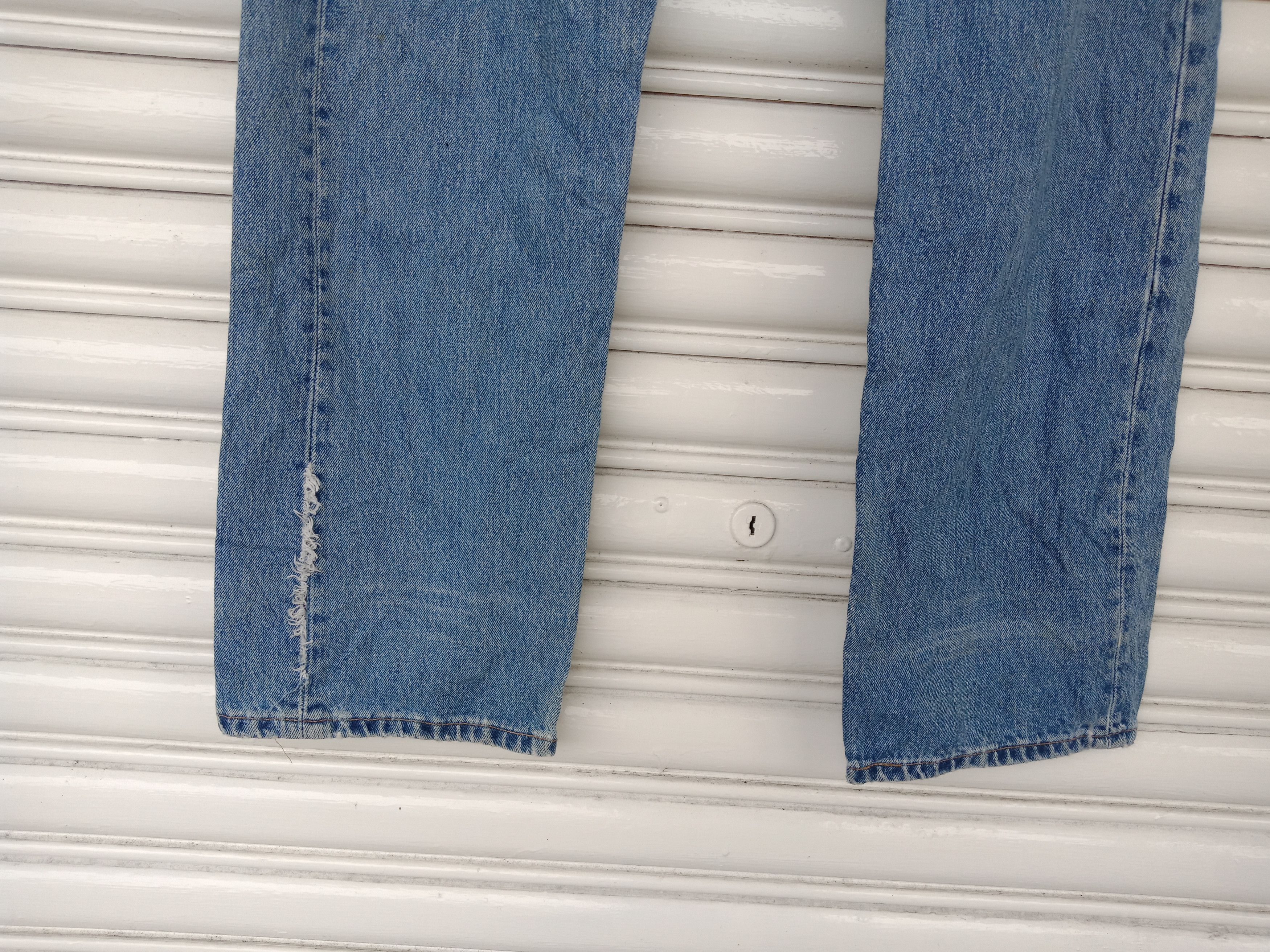 Levi's Levi's 501 Distressed Light Washed Made in USA (35" x 33") Size US 35 - 6 Thumbnail