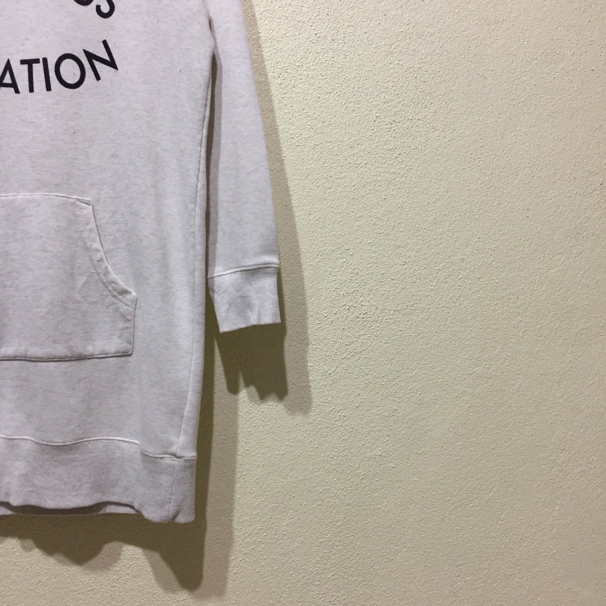 Japanese Brand BACK NUMBER Hoodie spellout FABULOUS VACATION size L fits M Size US M / EU 48-50 / 2 - 3 Thumbnail