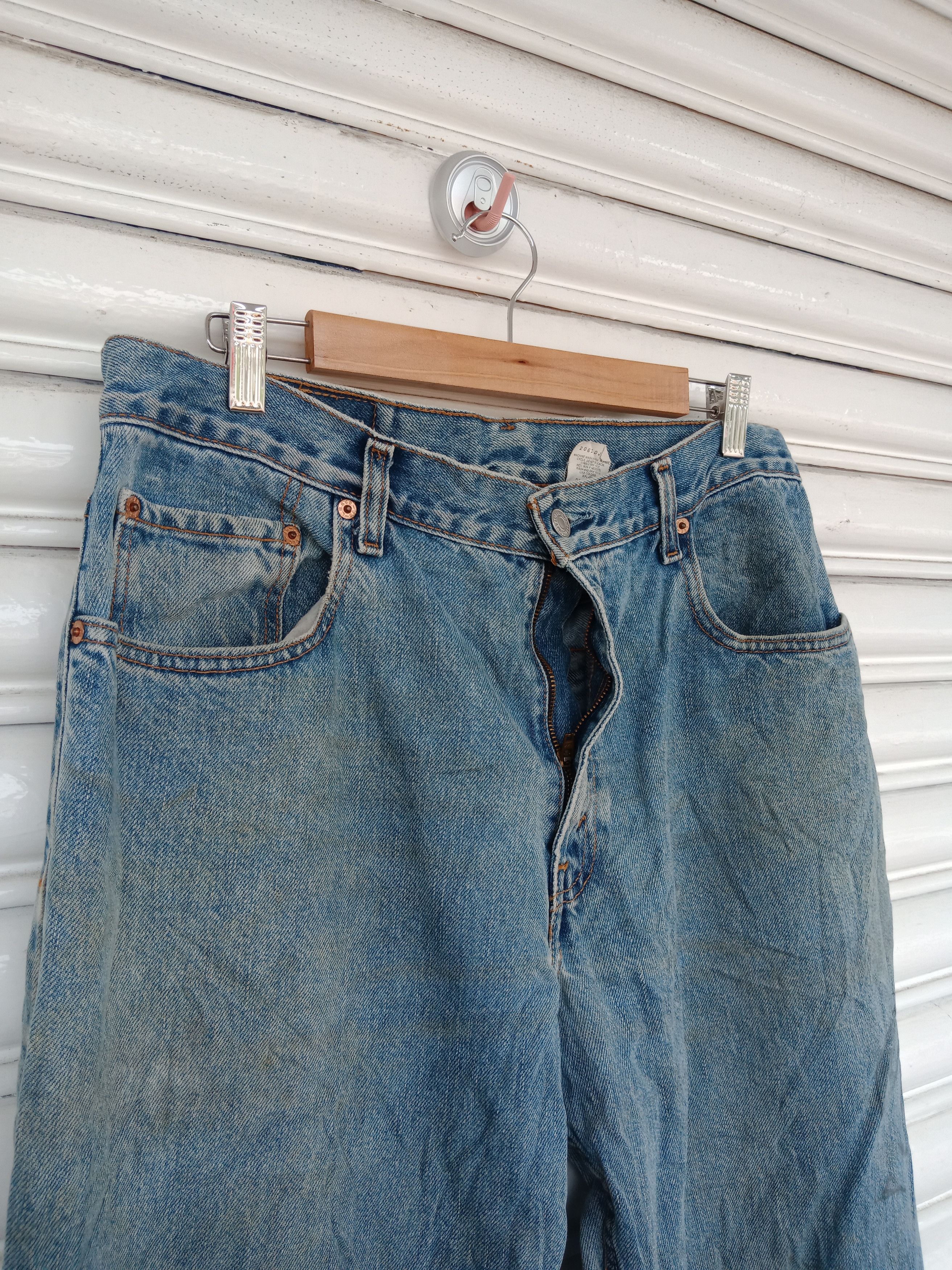 Levi's Levi's 560 Distressed Light Washed Loose Fit Tapered Legs Size US 34 / EU 50 - 6 Thumbnail