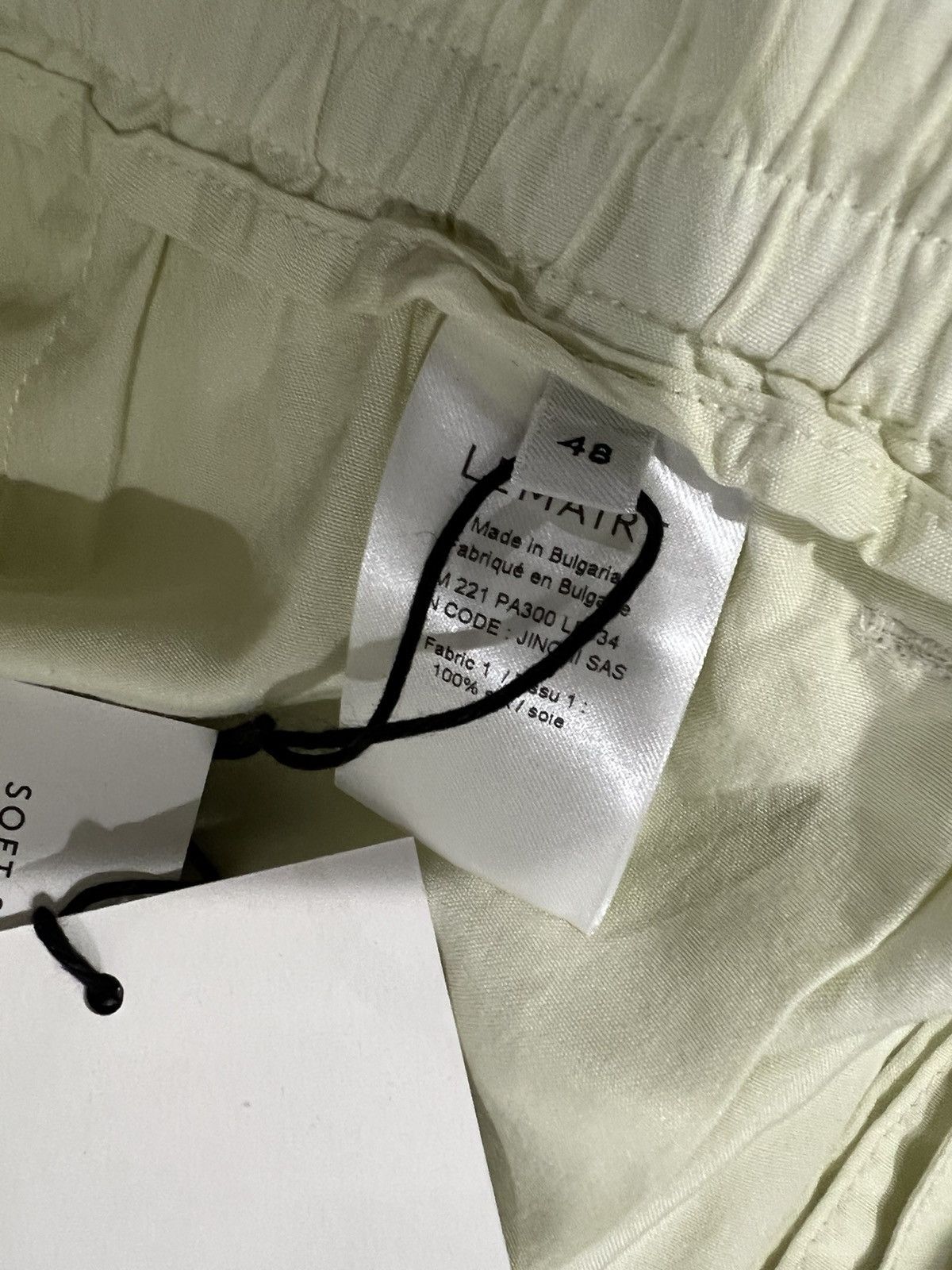 Lemaire Lemaire men’s elastic waist shorts. 50/34. $460 Size US 34 / EU 50 - 9 Thumbnail