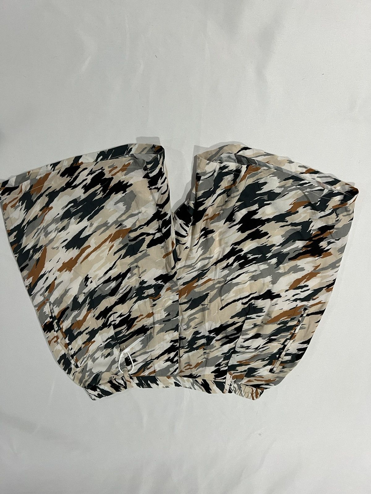 Lemaire Lemaire men’s elastic waist shorts. 50/34. $460 Size US 34 / EU 50 - 1 Thumbnail