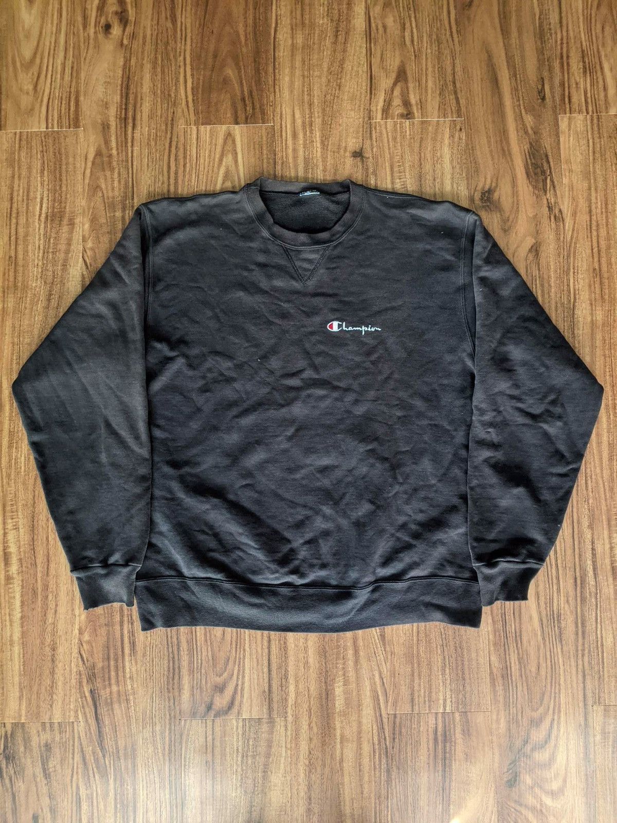 VINTAGE SUN FADED CHAMPION CREWNECK SWEATSHIRT