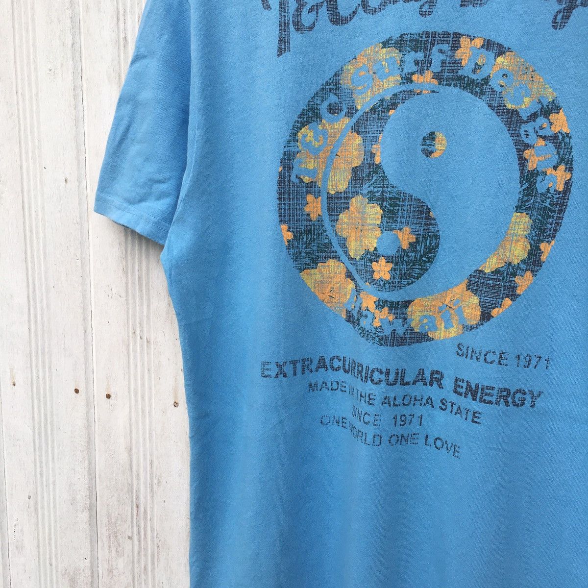 Vintage Vintage T&C Surf Hawaii Surfboard Tshirt Size US M / EU 48-50 / 2 - 4 Thumbnail