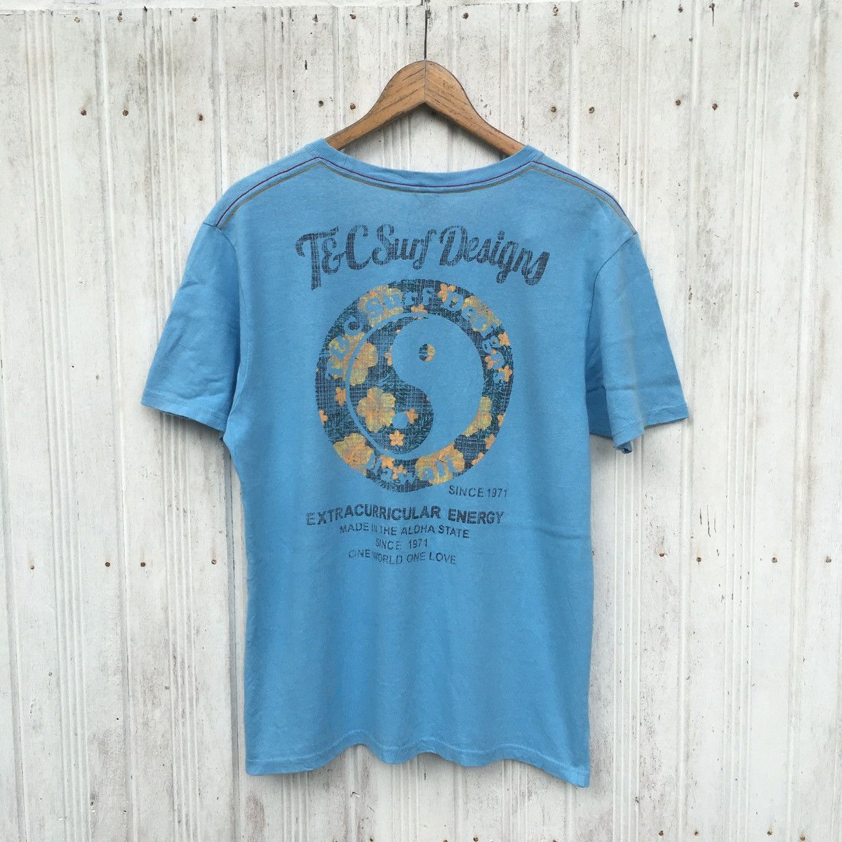 Vintage Vintage T&C Surf Hawaii Surfboard Tshirt Size US M / EU 48-50 / 2 - 1 Thumbnail