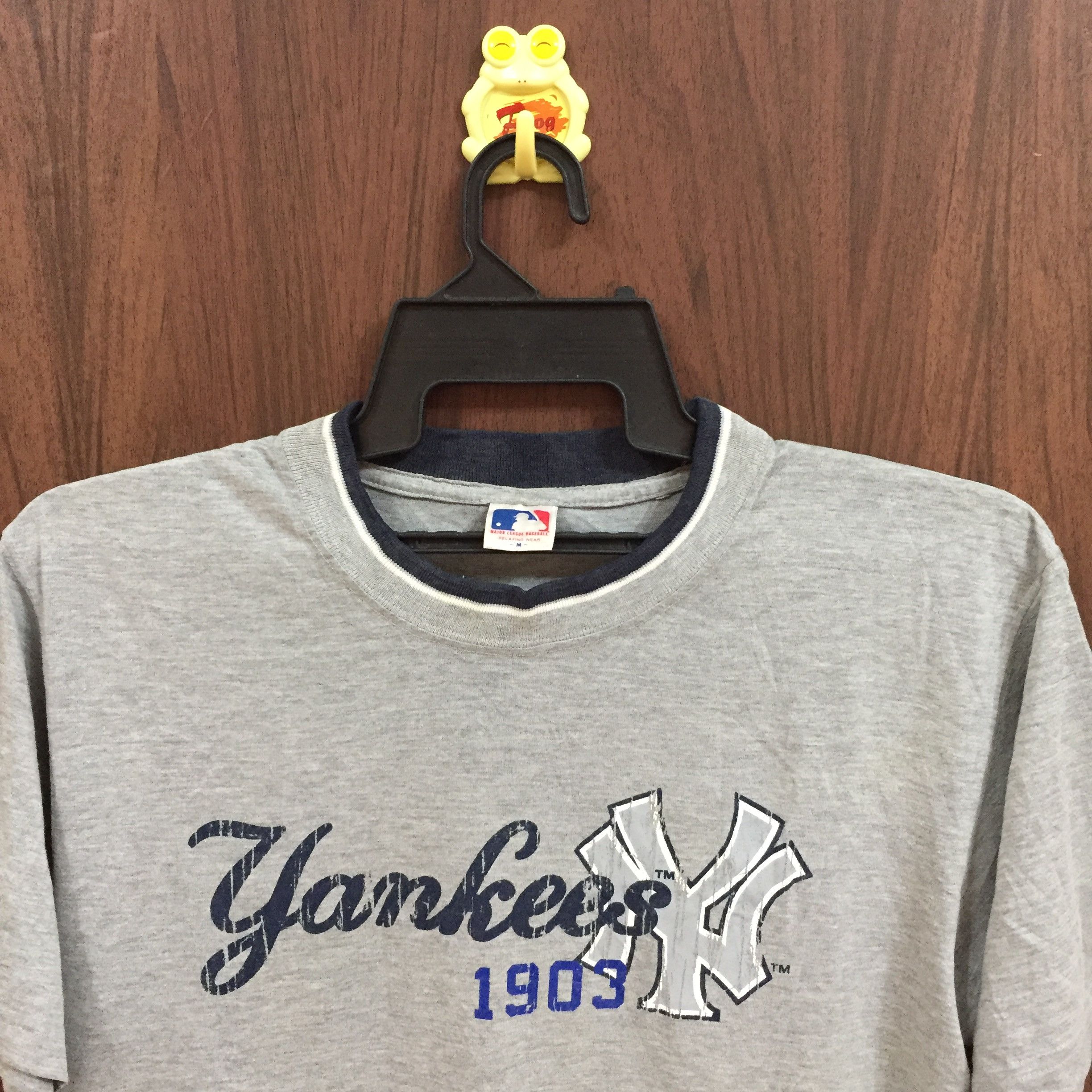 MLB Vintage NEW YORK yankees t shirt MLB size M Size US M / EU 48-50 / 2 - 2 Thumbnail