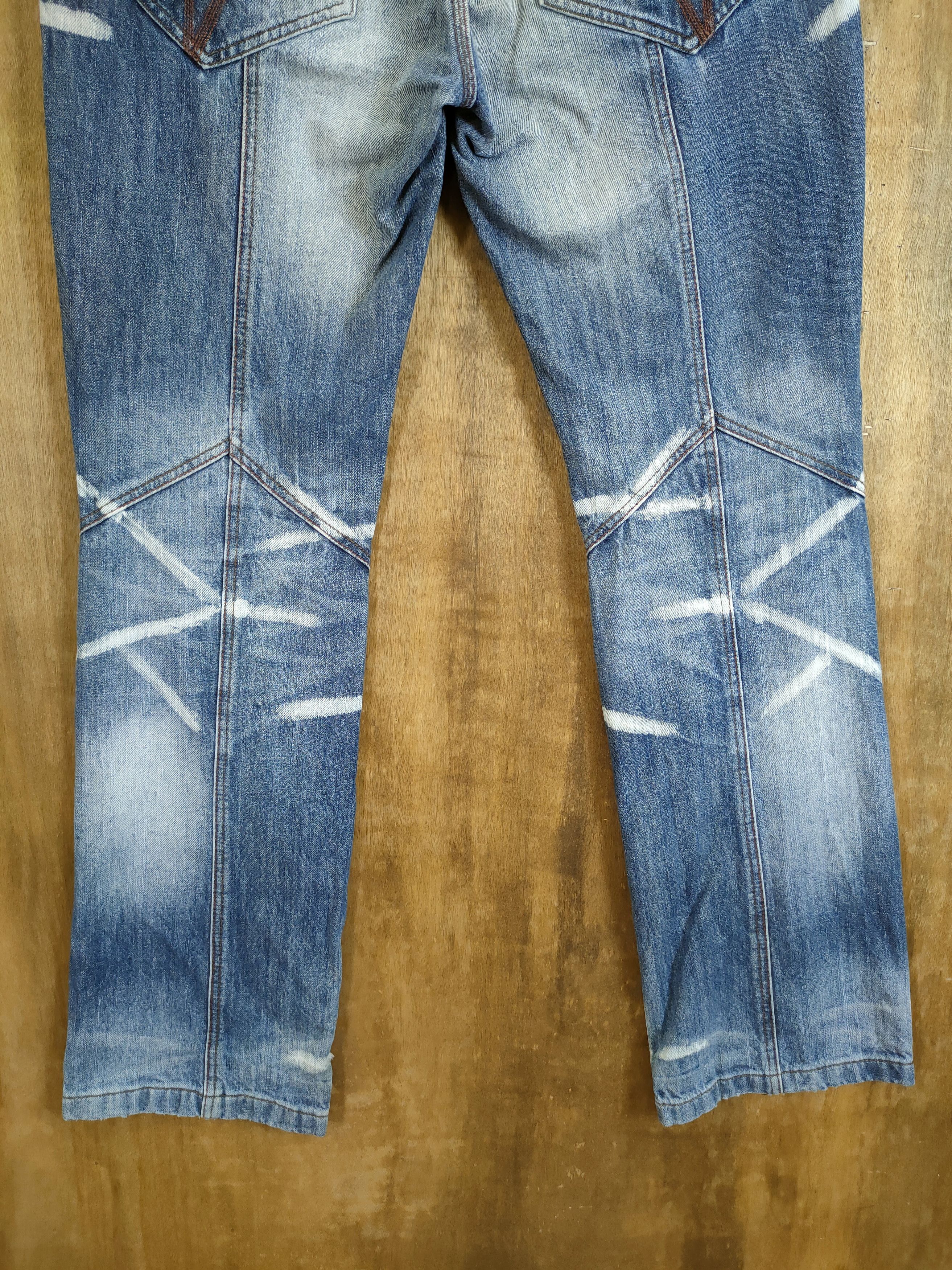 HIDEAWAYS Hideaways nicole distressed denim jeans pants #46-743 Size US 34 / EU 50 - 2 Thumbnail