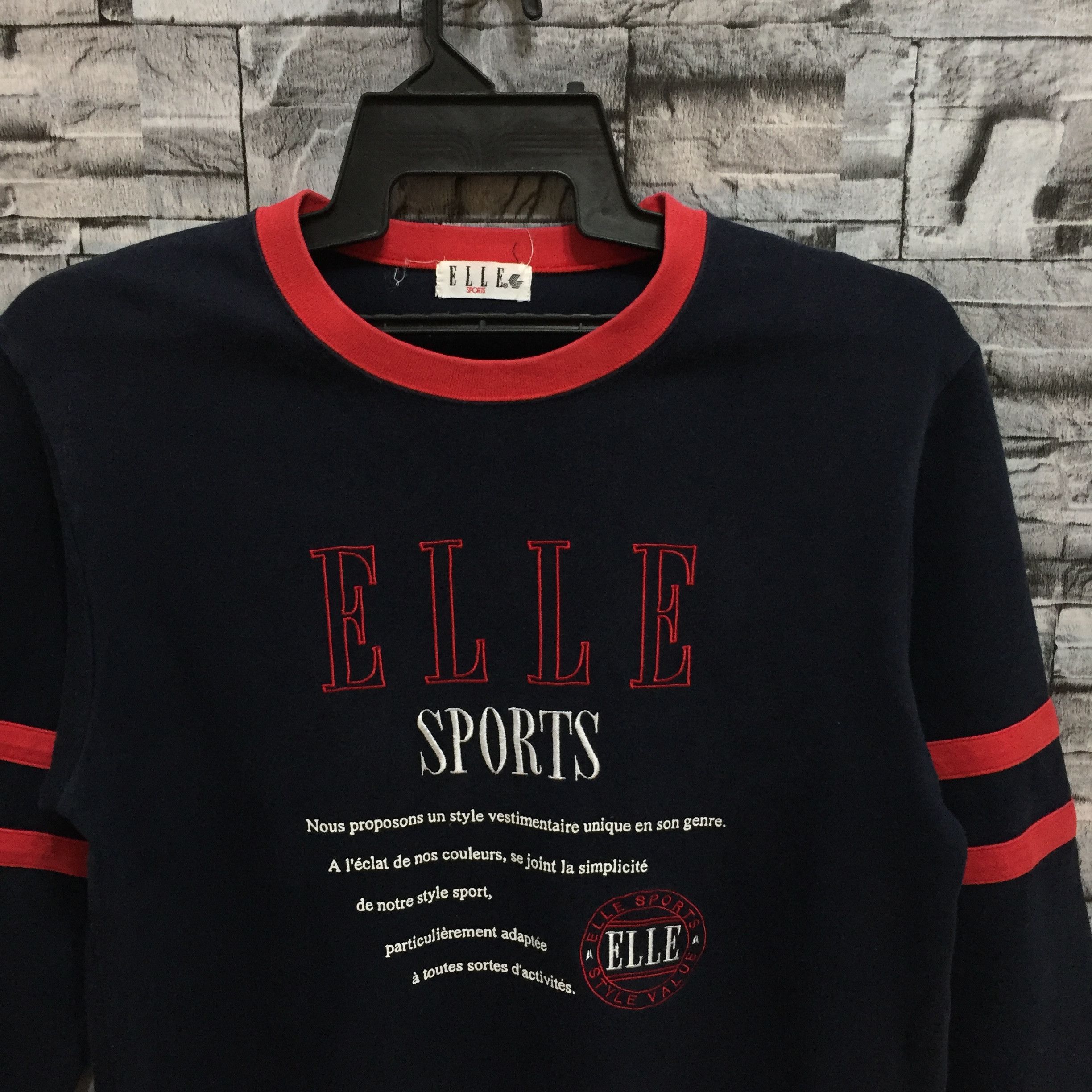Japanese Brand Vintage Elle sweatshirt spellout embroidered size 38 fit M Size US M / EU 48-50 / 2 - 3 Thumbnail