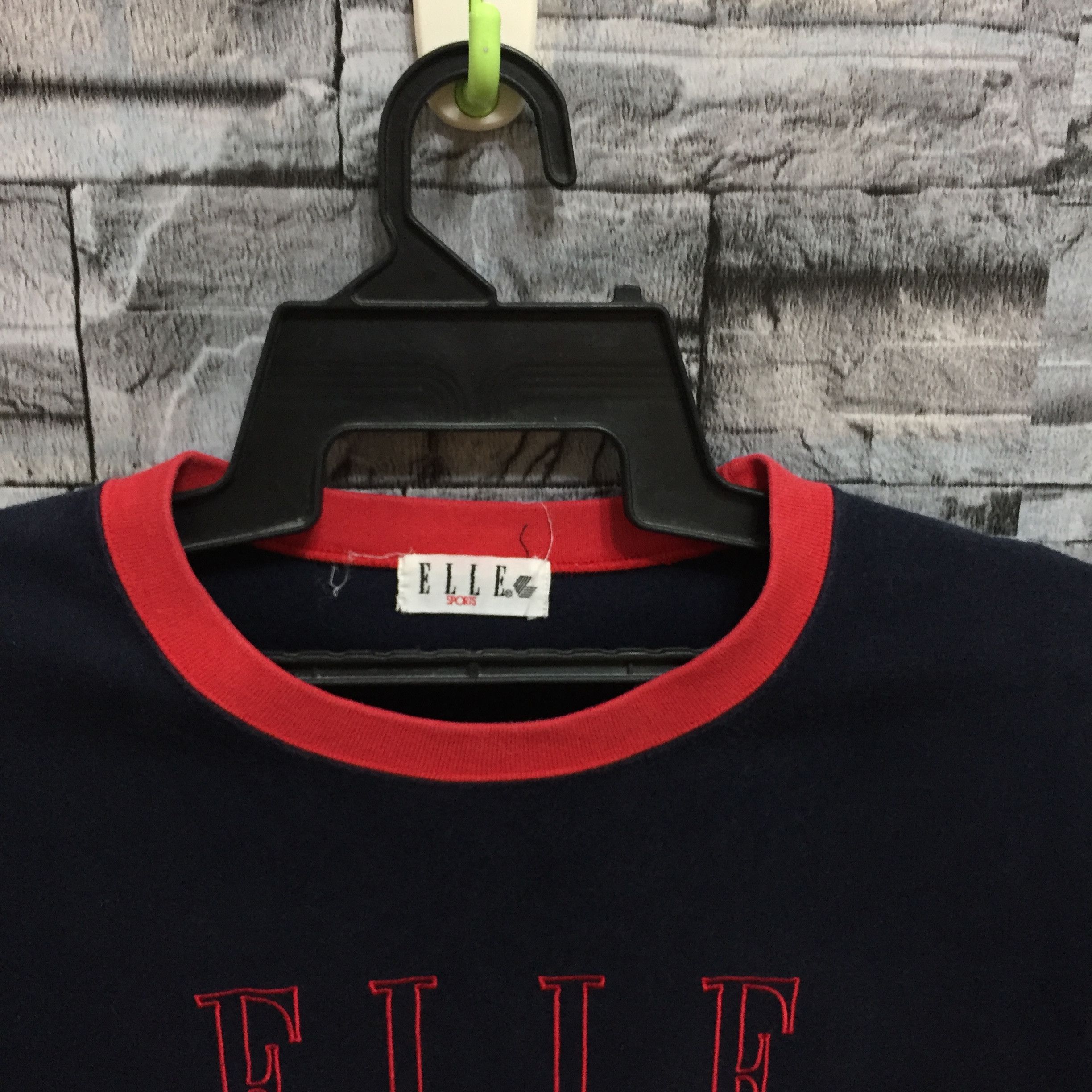 Japanese Brand Vintage Elle sweatshirt spellout embroidered size 38 fit M Size US M / EU 48-50 / 2 - 4 Thumbnail