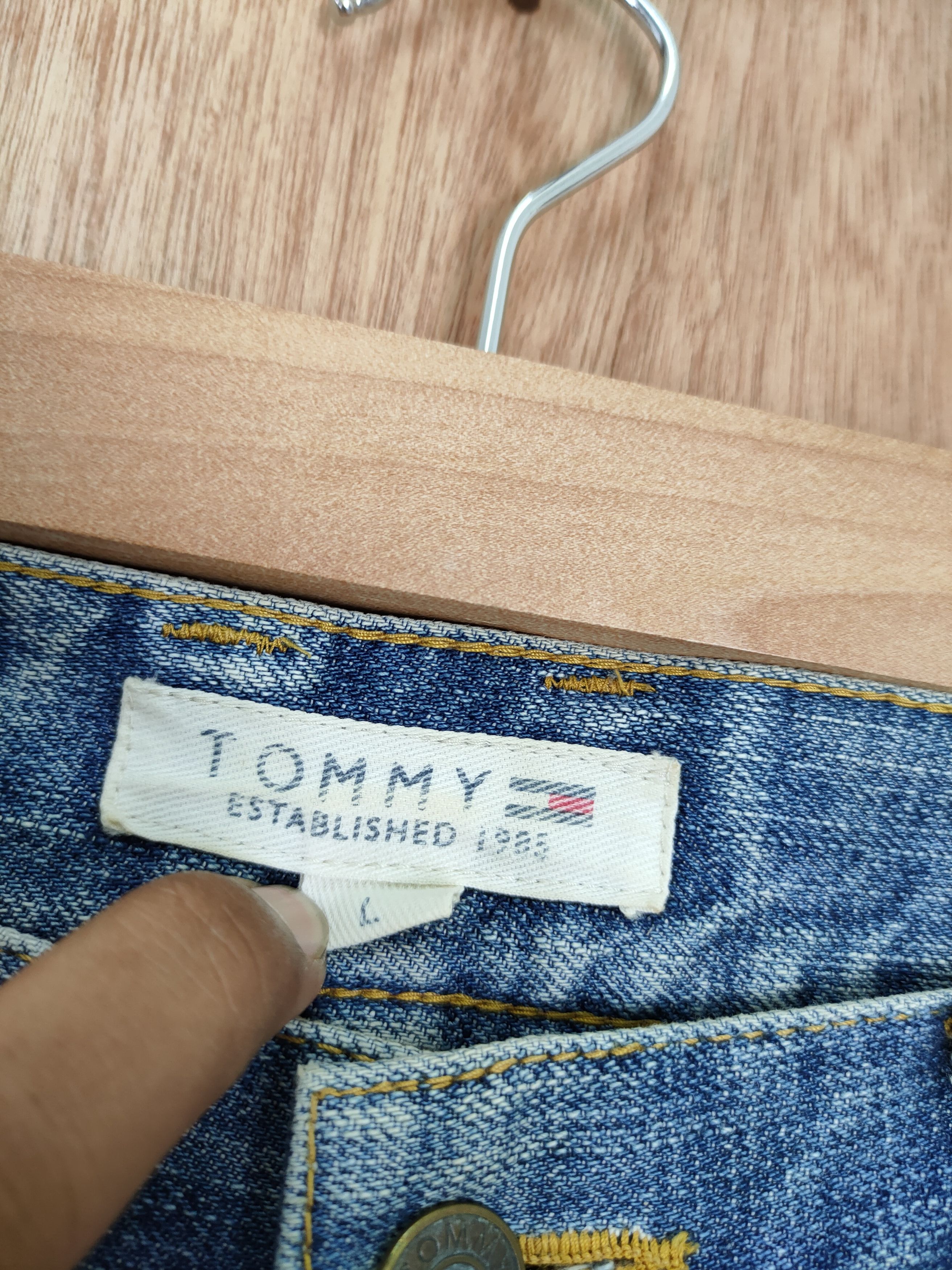 Tommy Hilfiger DLL tommy Hilfiger distressed denim pants #698 Size US 34 / EU 50 - 6 Thumbnail