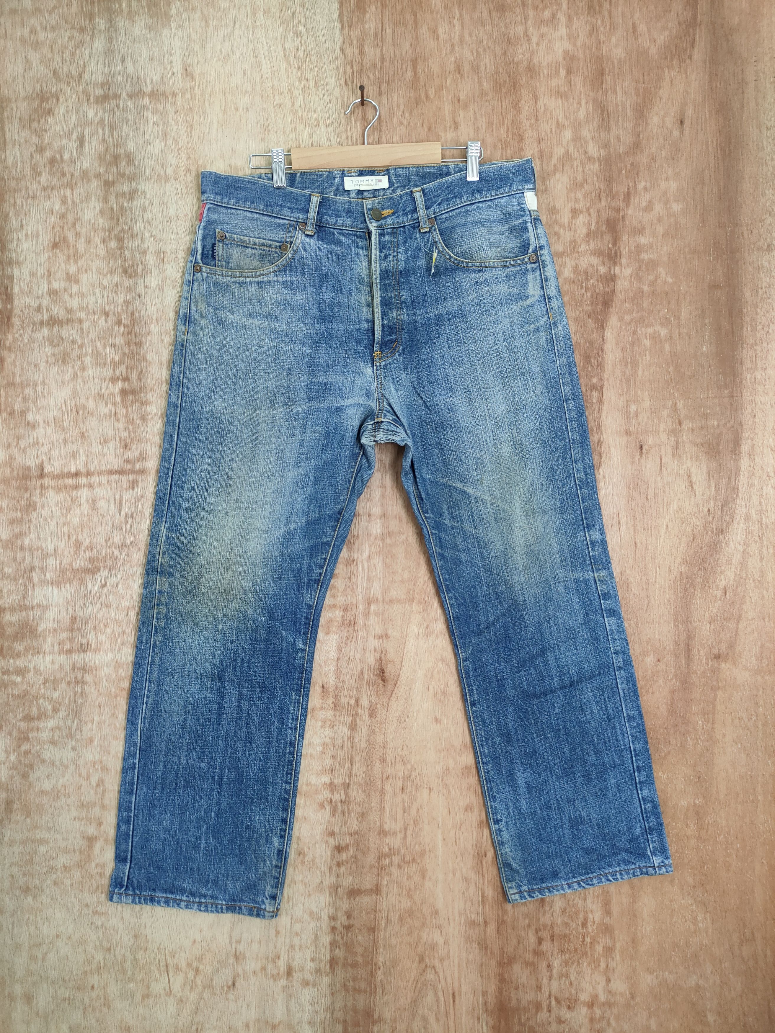 Tommy Hilfiger DLL tommy Hilfiger distressed denim pants #698 Size US 34 / EU 50 - 1 Thumbnail