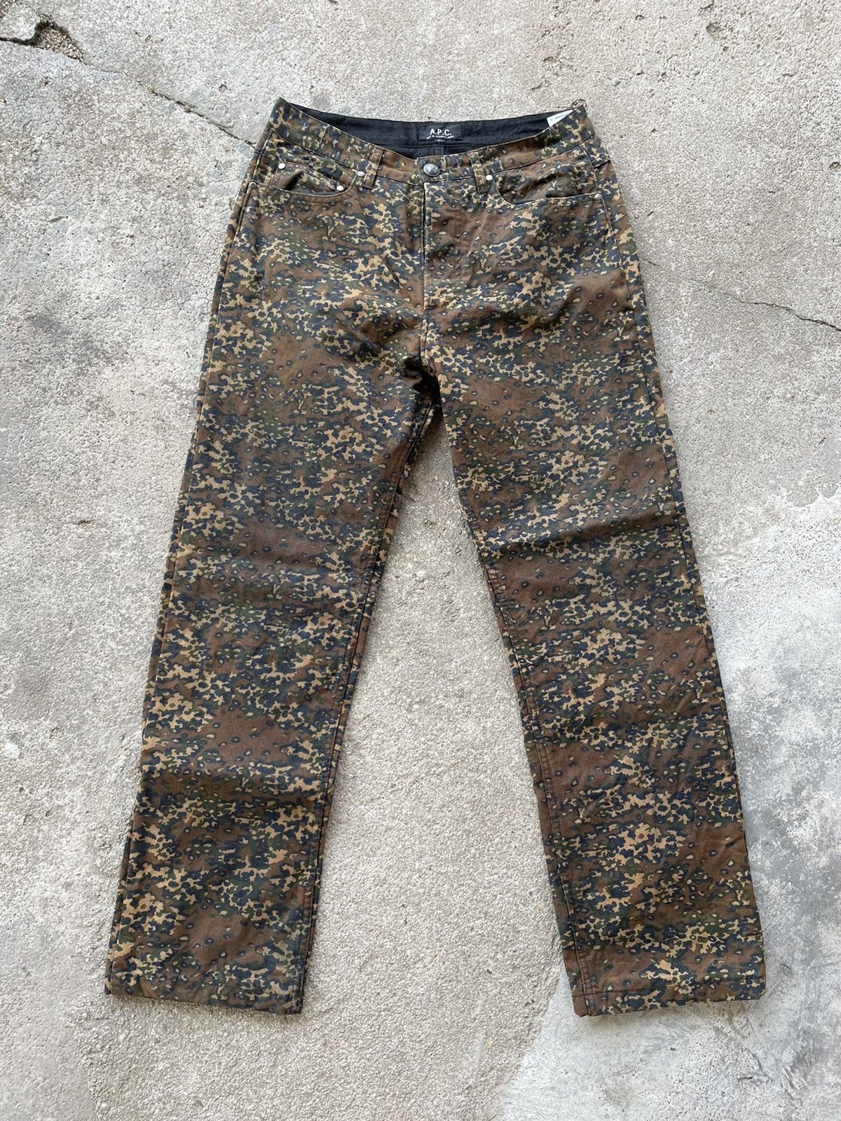 A.P.C. A.P.C. Camo design pants Size US 28 / EU 44 - 1 Thumbnail