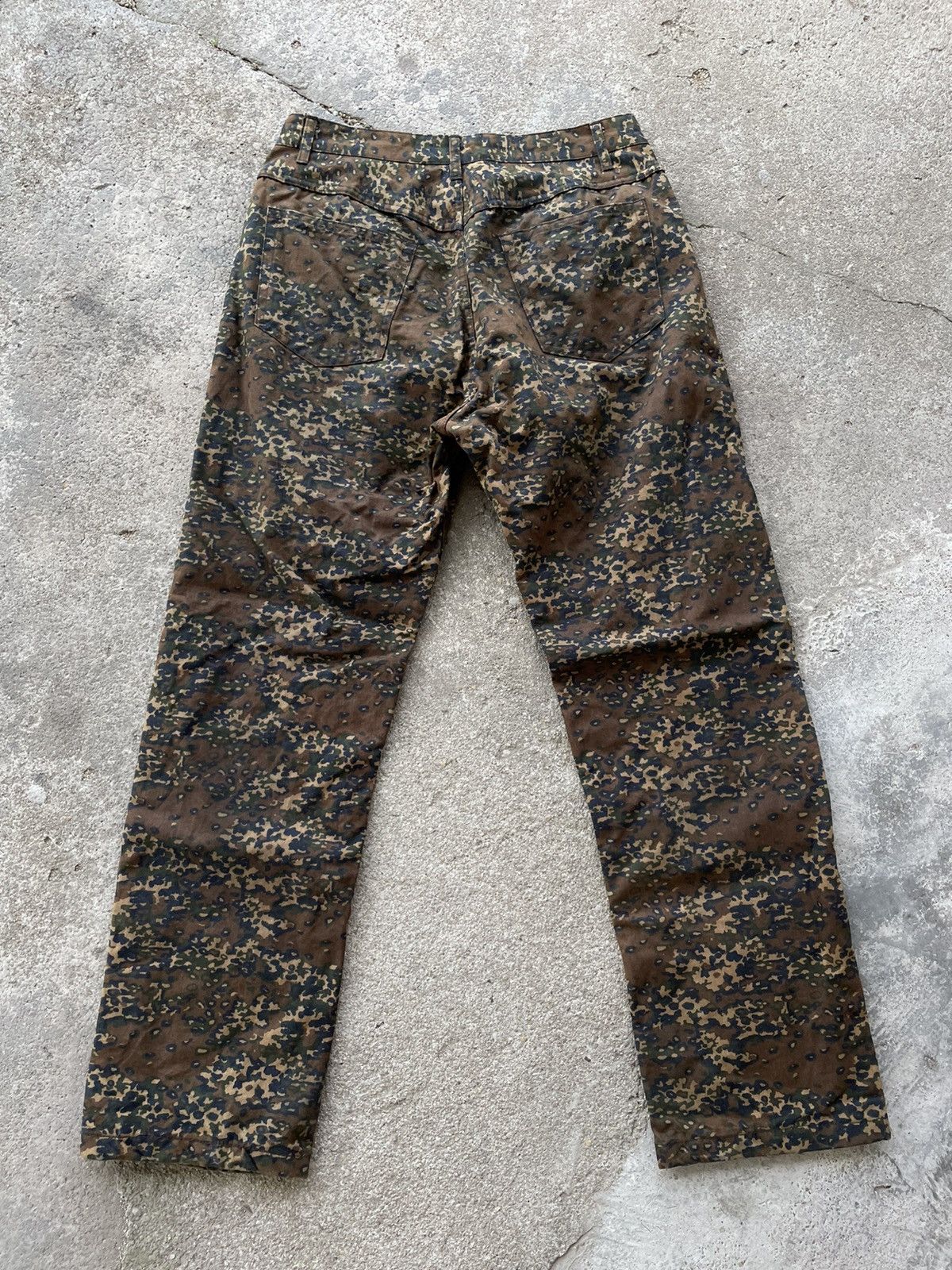 A.P.C. A.P.C. Camo design pants Size US 28 / EU 44 - 2 Thumbnail