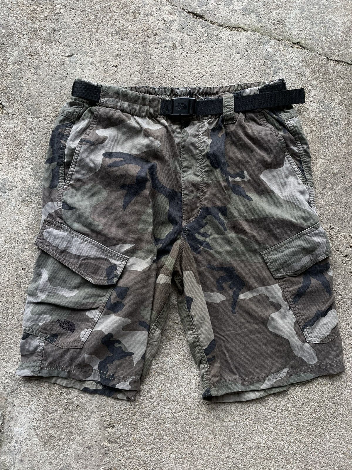 The North Face The North Face Camo shorts pants Grailed