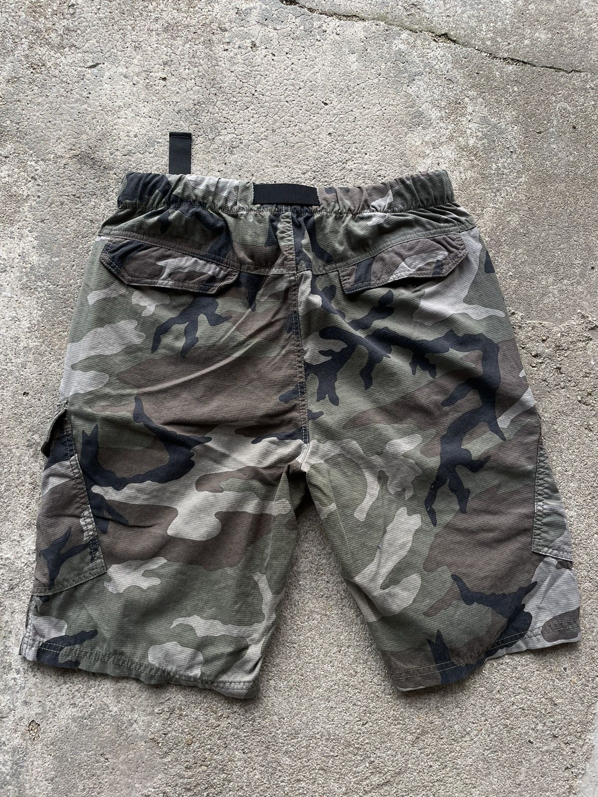 The North Face The North Face Camo shorts pants Size US 33 - 2 Thumbnail