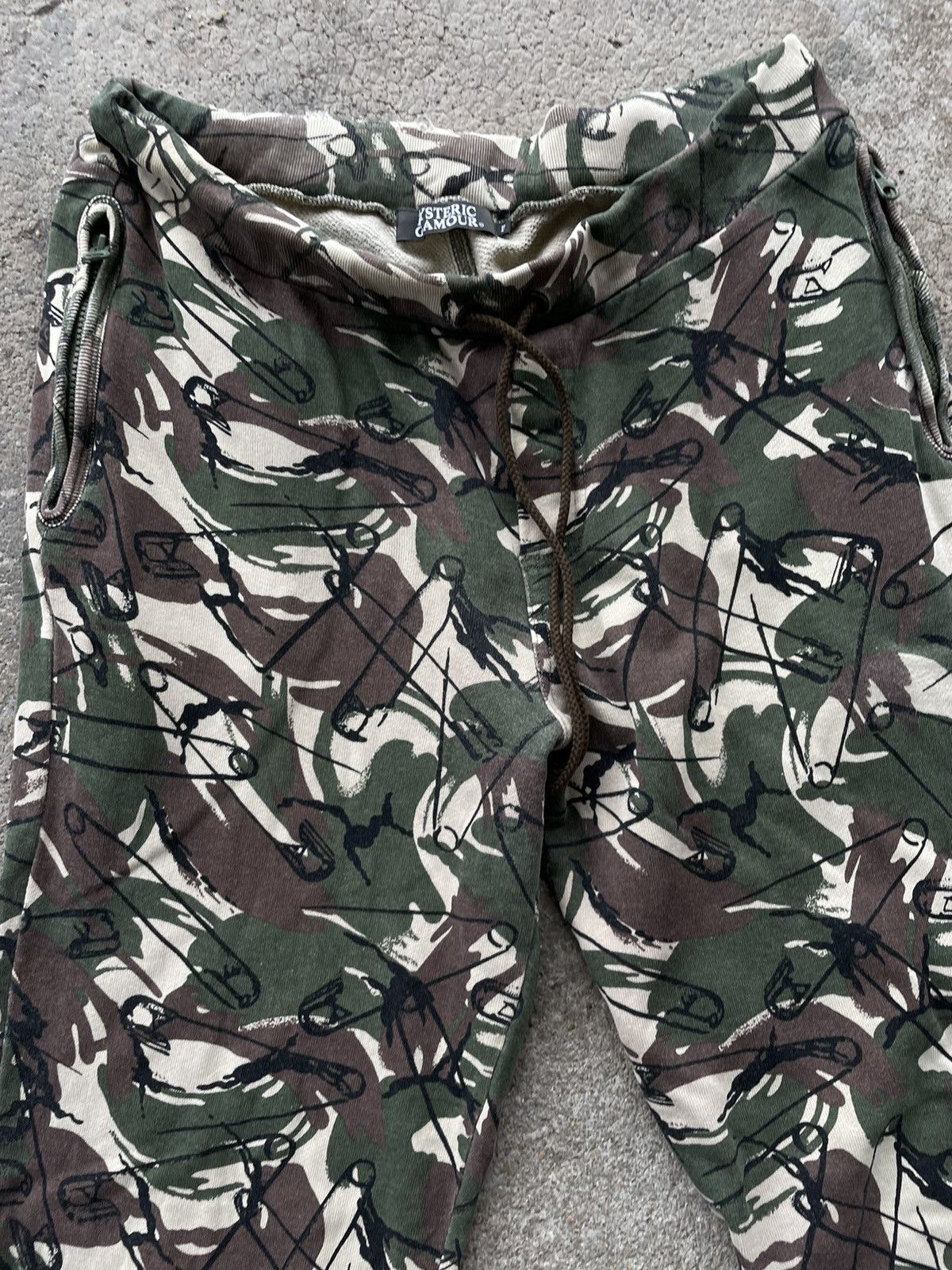 Hysteric Glamour Hysteric Glamour Joggers pants camo design Size US 30 / EU 46 - 3 Thumbnail