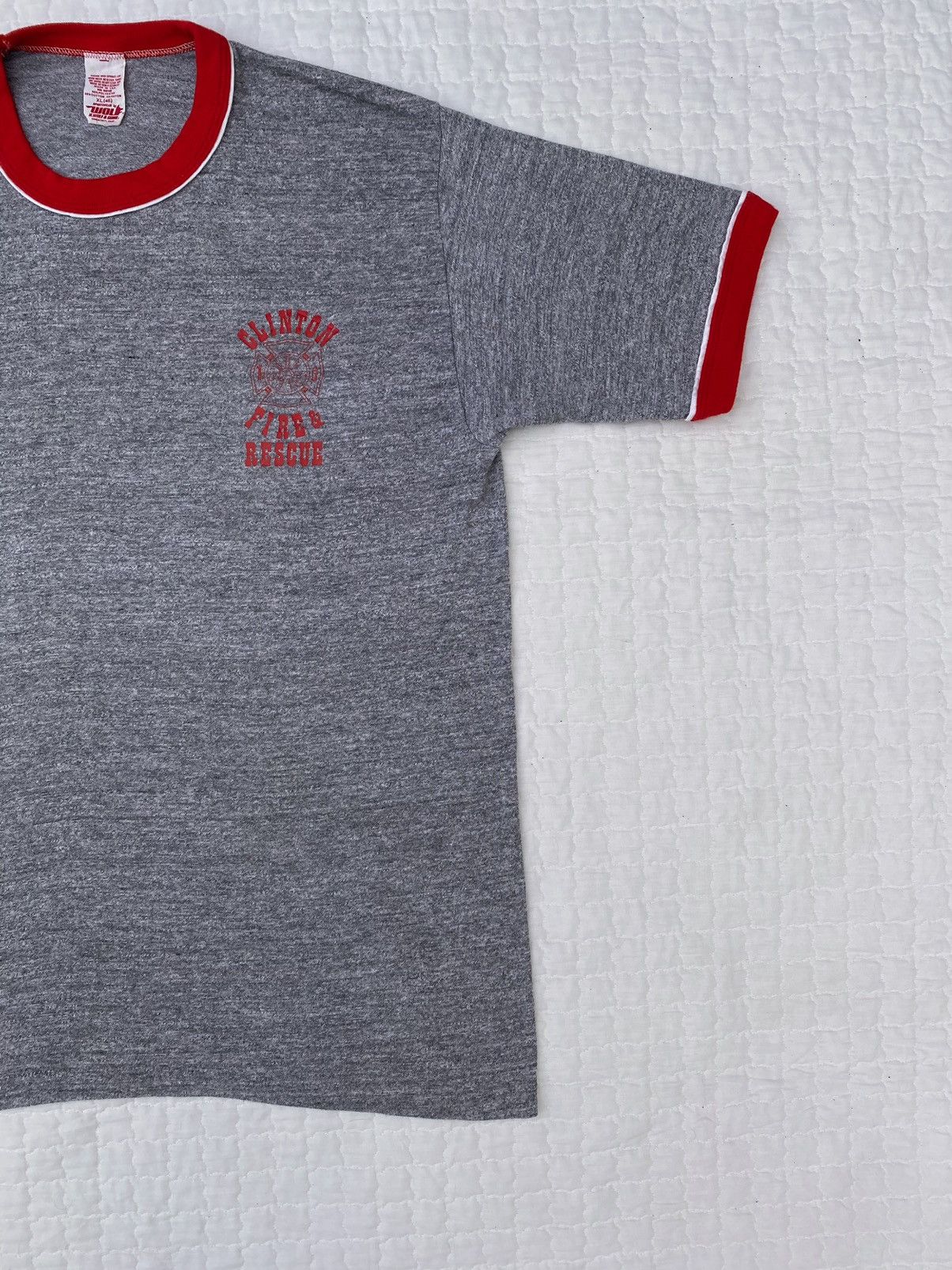 Vintage Vintage 80s Clinton Fire Rescue Double Ringer tee Size US M / EU 48-50 / 2 - 3 Thumbnail
