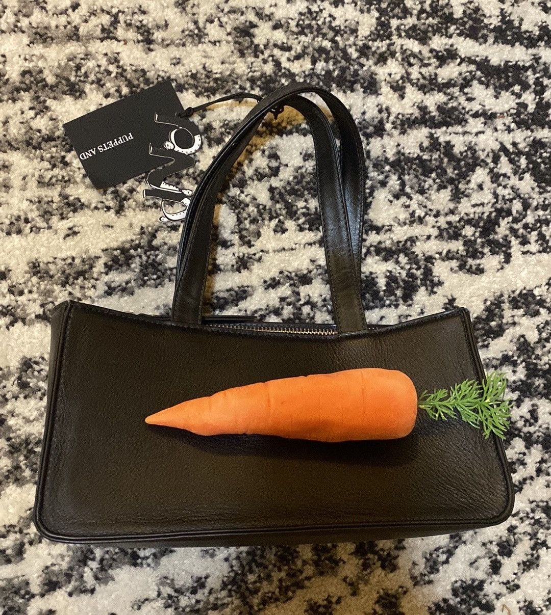 Tubular Top Handle Rectangular Bag, Carrot – SourceUnknown