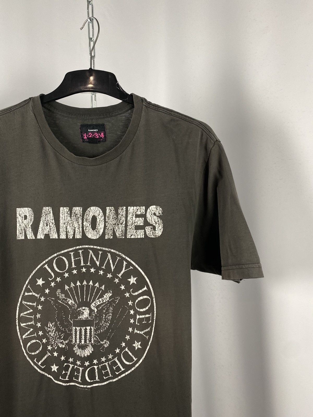Band Tees Ramones band tee T-shirts big logo rock tee size XL Size US XL / EU 56 / 4 - 2 Thumbnail