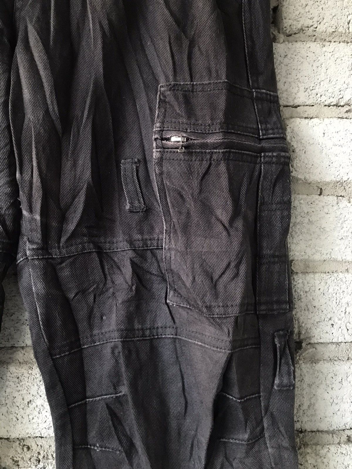 LOWBOX Japanese Brand Lowbox Distressed Denim Size 32x42 Size US 32 / EU 48 - 5 Thumbnail