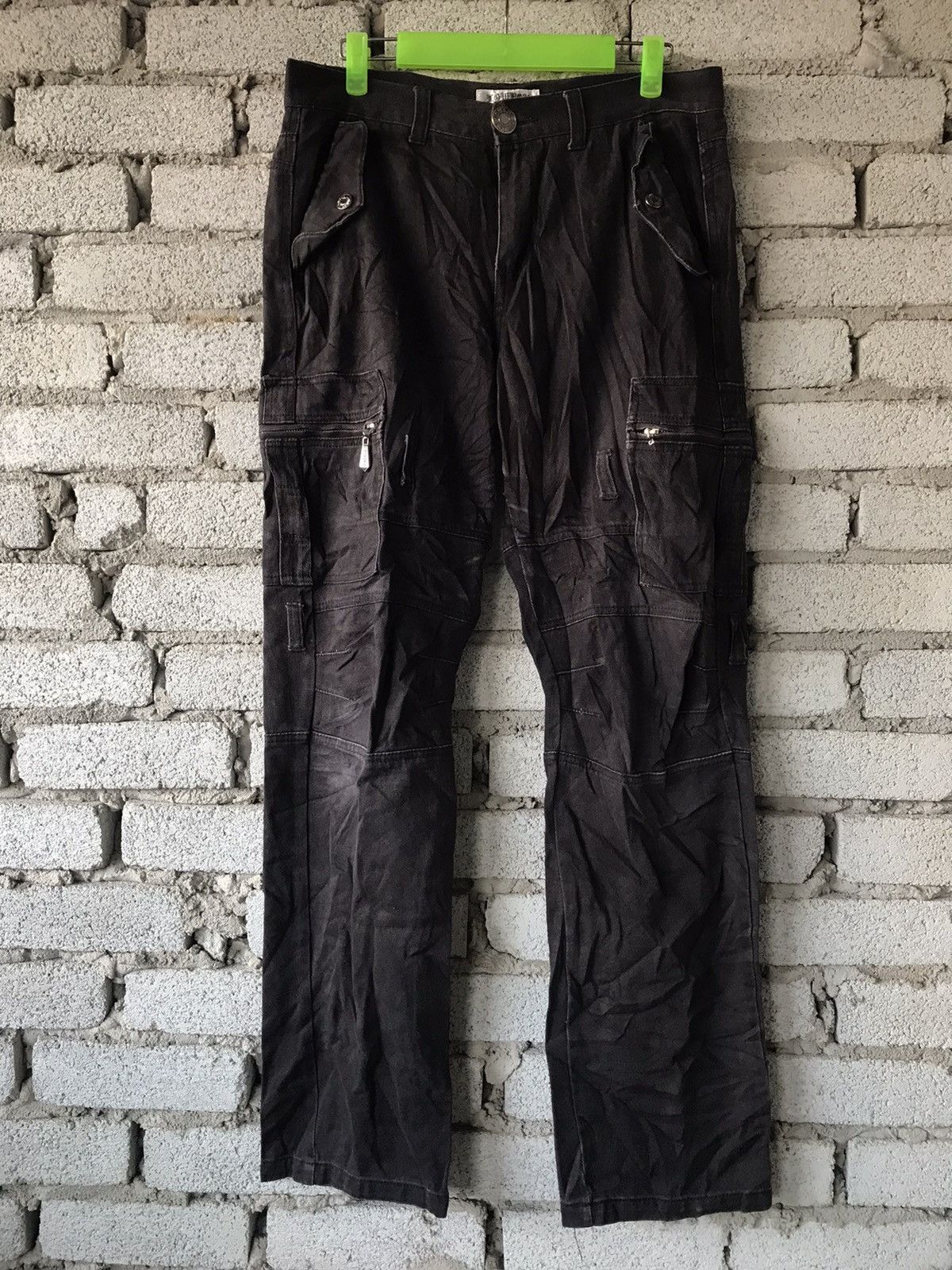 LOWBOX Japanese Brand Lowbox Distressed Denim Size 32x42 Size US 32 / EU 48 - 1 Thumbnail