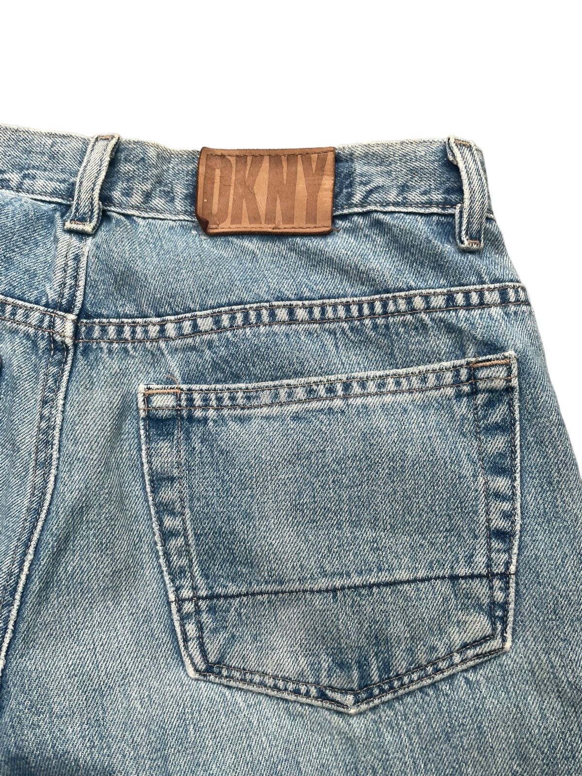 DKNY × Designer × Vintage Vintage DKNY Selvedge Faded Wash Denim Size US 29 - 8 Thumbnail