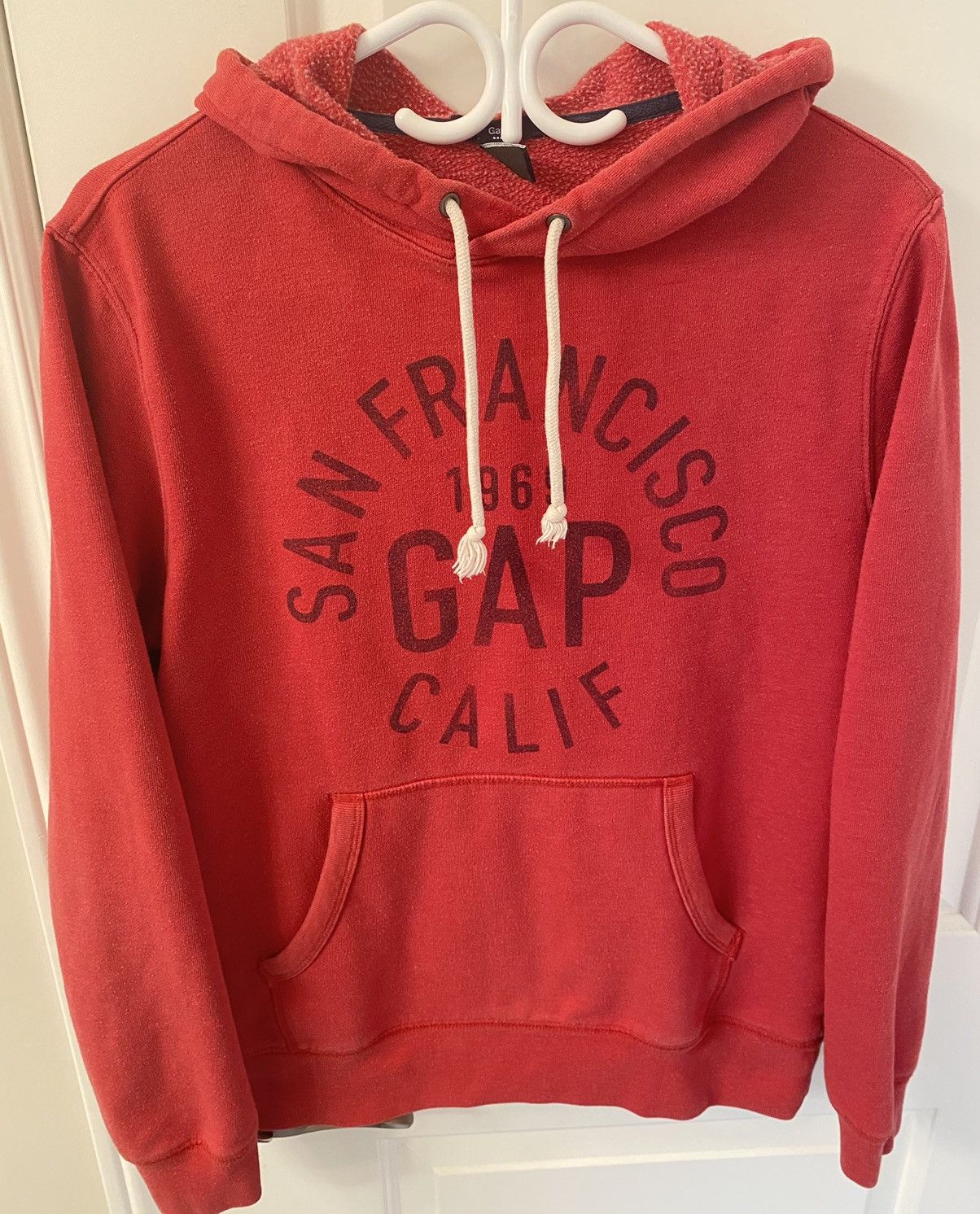 Gap GAP San Francisco California Mens Red Hoodie/Sweater Size US S / EU 44-46 / 1 - 4 Thumbnail