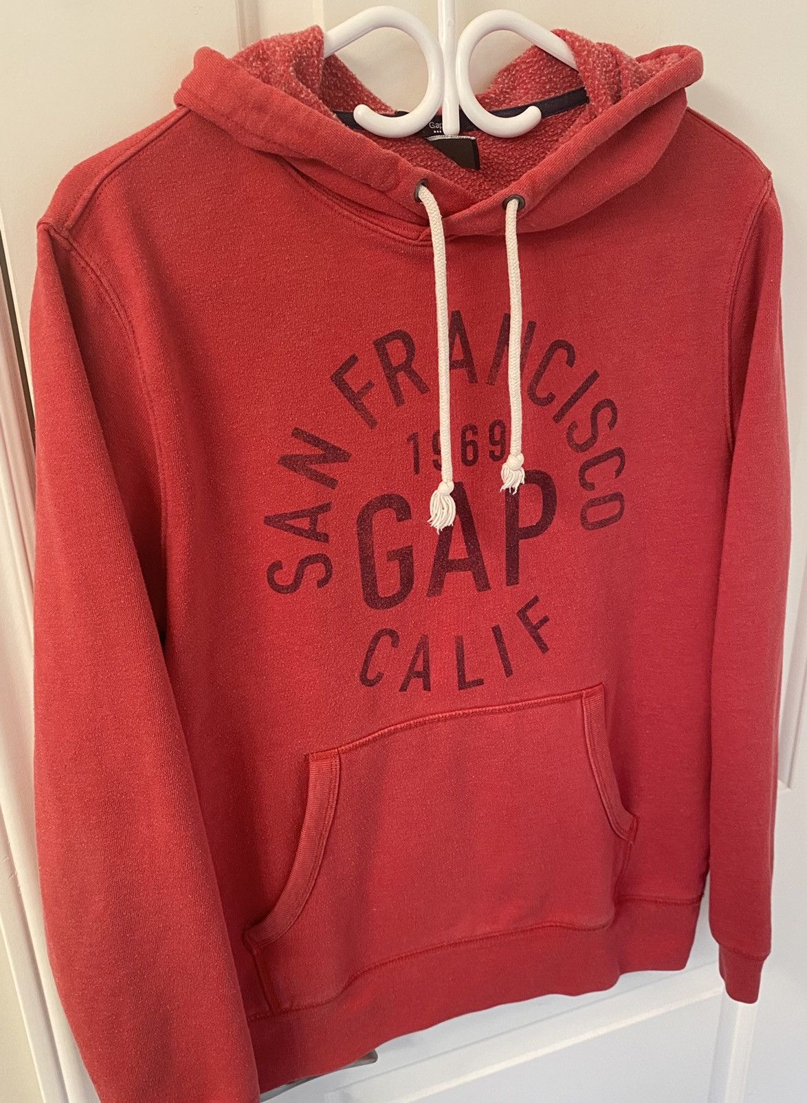 Gap GAP San Francisco California Mens Red Hoodie/Sweater Size US S / EU 44-46 / 1 - 2 Thumbnail