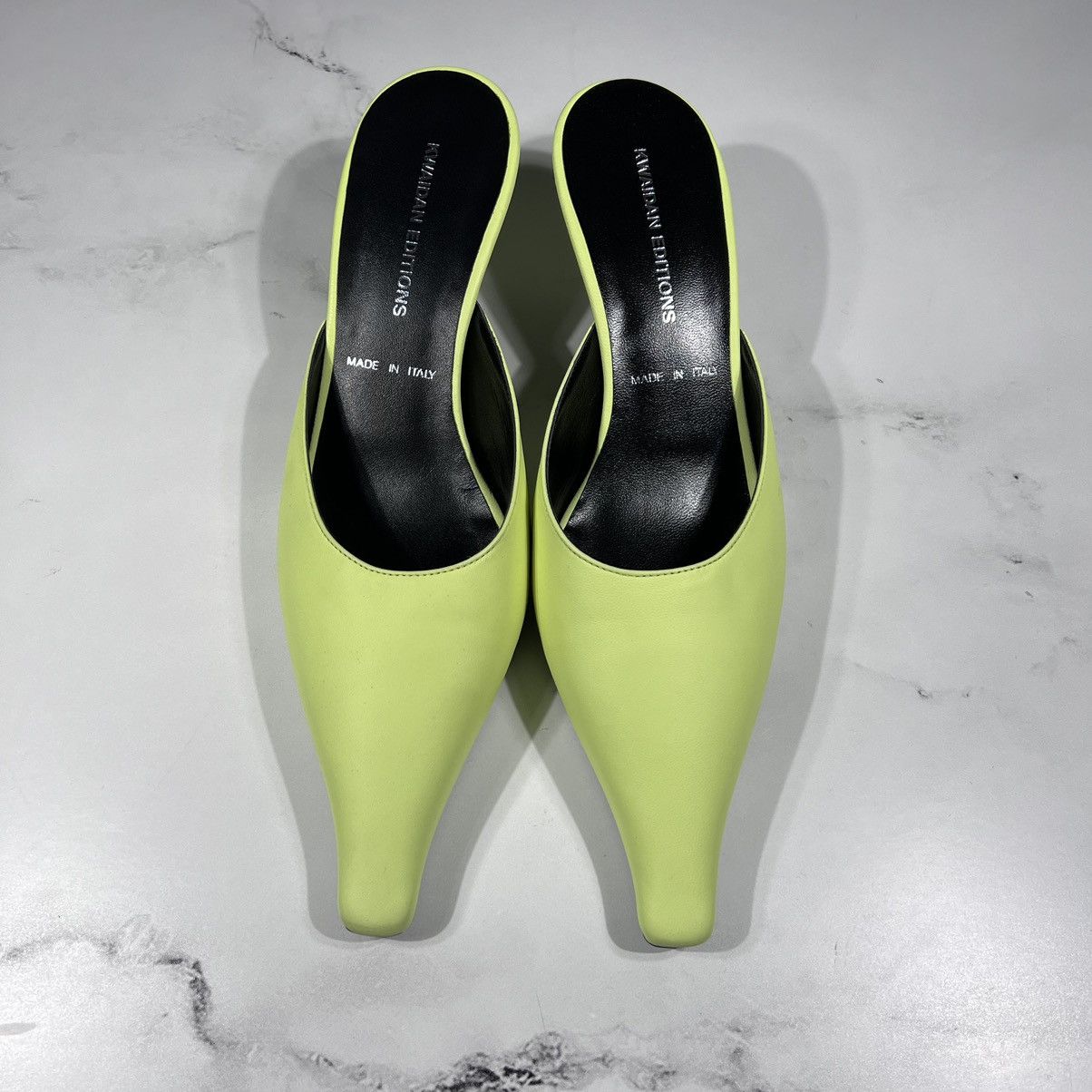 Kwaidan Editions KWAIDAN Editions Pointy Toe Kitten Heel Leather Lime Mules Size US 8 / IT 38 - 2 Thumbnail