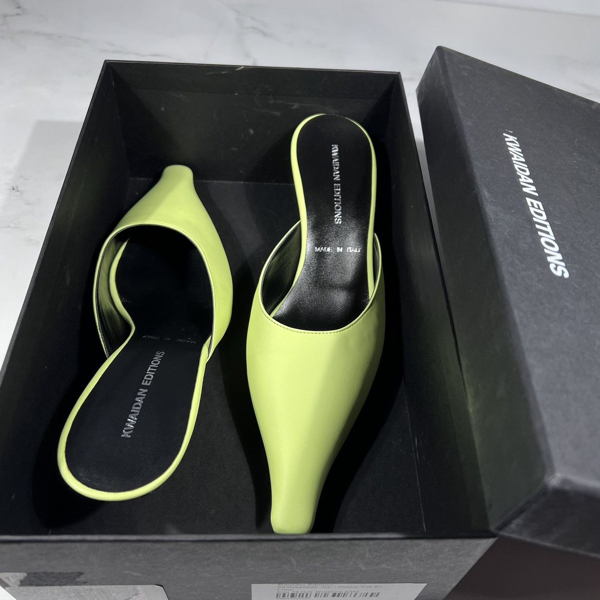 Kwaidan Editions KWAIDAN Editions Pointy Toe Kitten Heel Leather Lime Mules Size US 8 / IT 38 - 9 Thumbnail