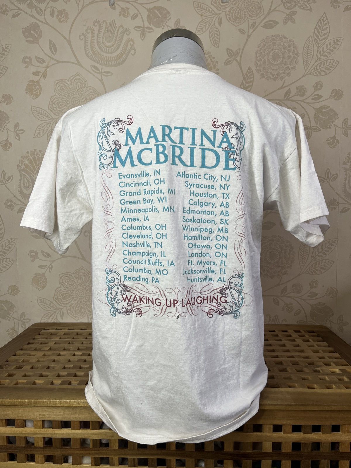 Band Tees × Vintage Martina McBride Walking Up Laughing Tour Size US L / EU 52-54 / 3 - 2 Thumbnail