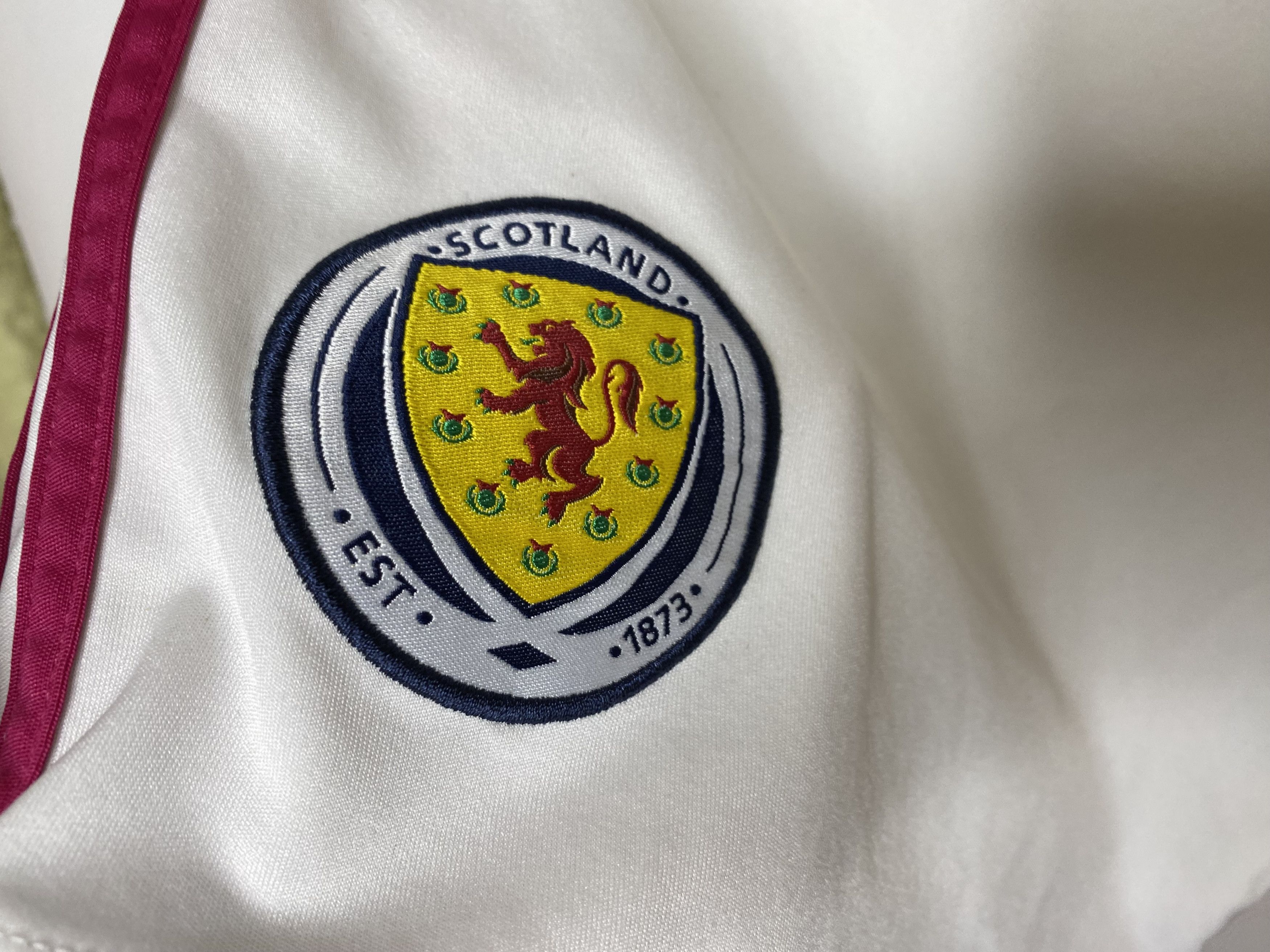 Adidas × UEFA SCOTLAND NATIONAL TEAM 2014 FOOTBALL SHORTS SOCCER Size US 32 / EU 48 - 5 Thumbnail