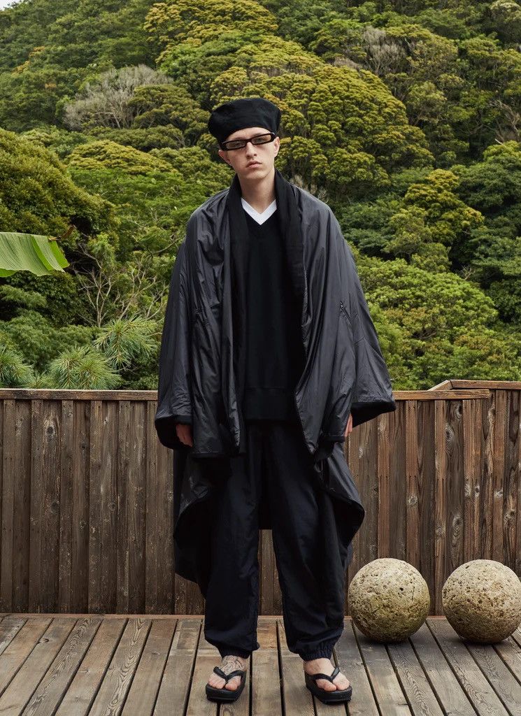 Undercover × Uniqlo Uniqlo x Undercover Windbreaker Long Jacket Size US L / EU 52-54 / 3 - 1 Thumbnail
