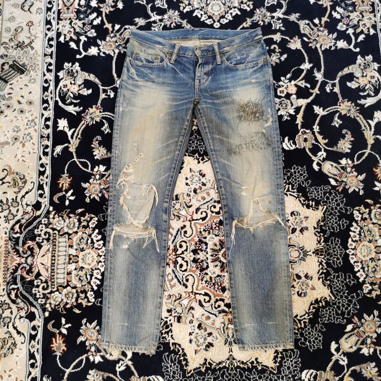 HYSTERIC GLAMOUR BLACK HOLE SPELL PRINTED DENIM