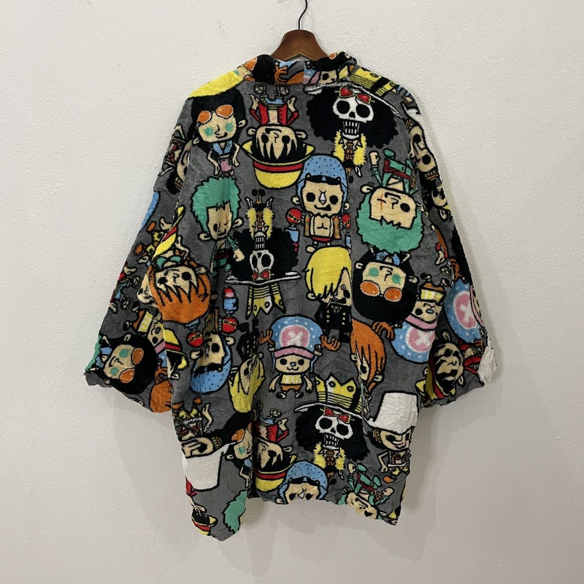 One Piece Vintage Onepiece Fullprint Fleece Kimono Size US L / EU 52-54 / 3 - 7 Thumbnail