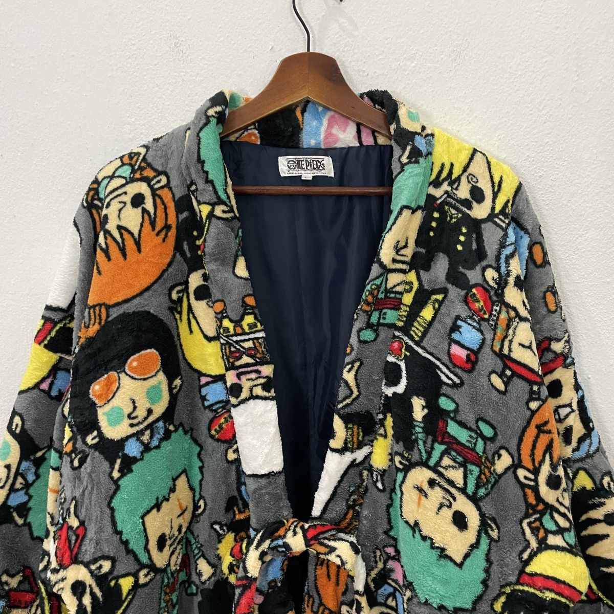 One Piece Vintage Onepiece Fullprint Fleece Kimono Size US L / EU 52-54 / 3 - 4 Thumbnail