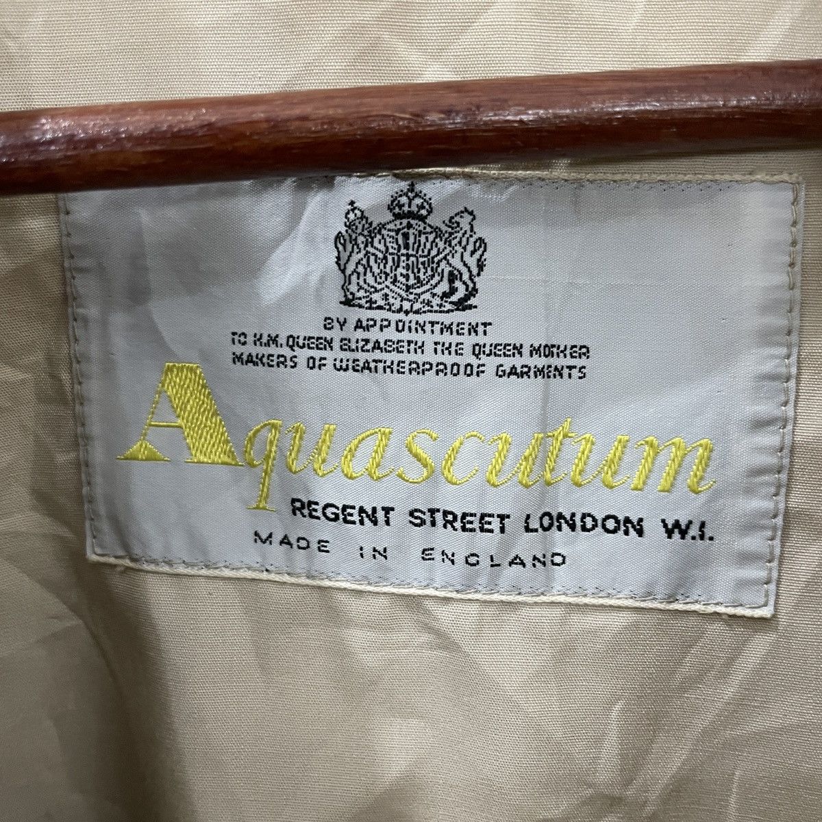 Aquascutum Vintage Aquascutum Made In England Trench Coat Jacket Size US M / EU 48-50 / 2 - 5 Thumbnail