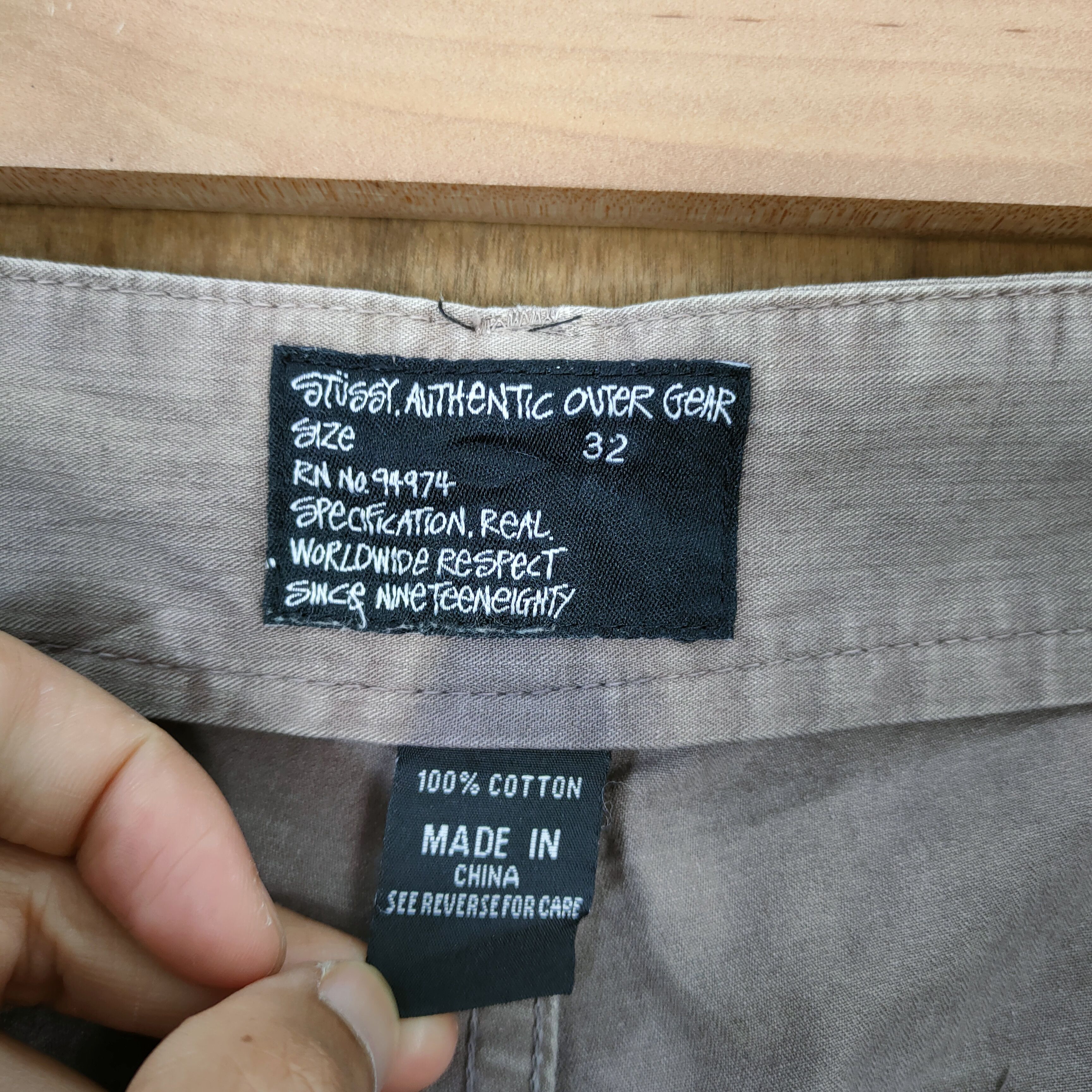 Stussy VINTAGE STUSSY SUN FADED BUTTONFLY CARGO PANTS Size US 34 / EU 50 - 15 Thumbnail