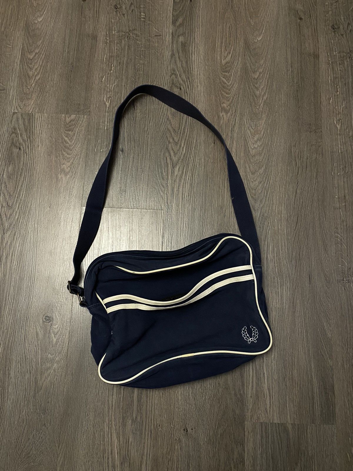 Vintage Fred Perry bag
