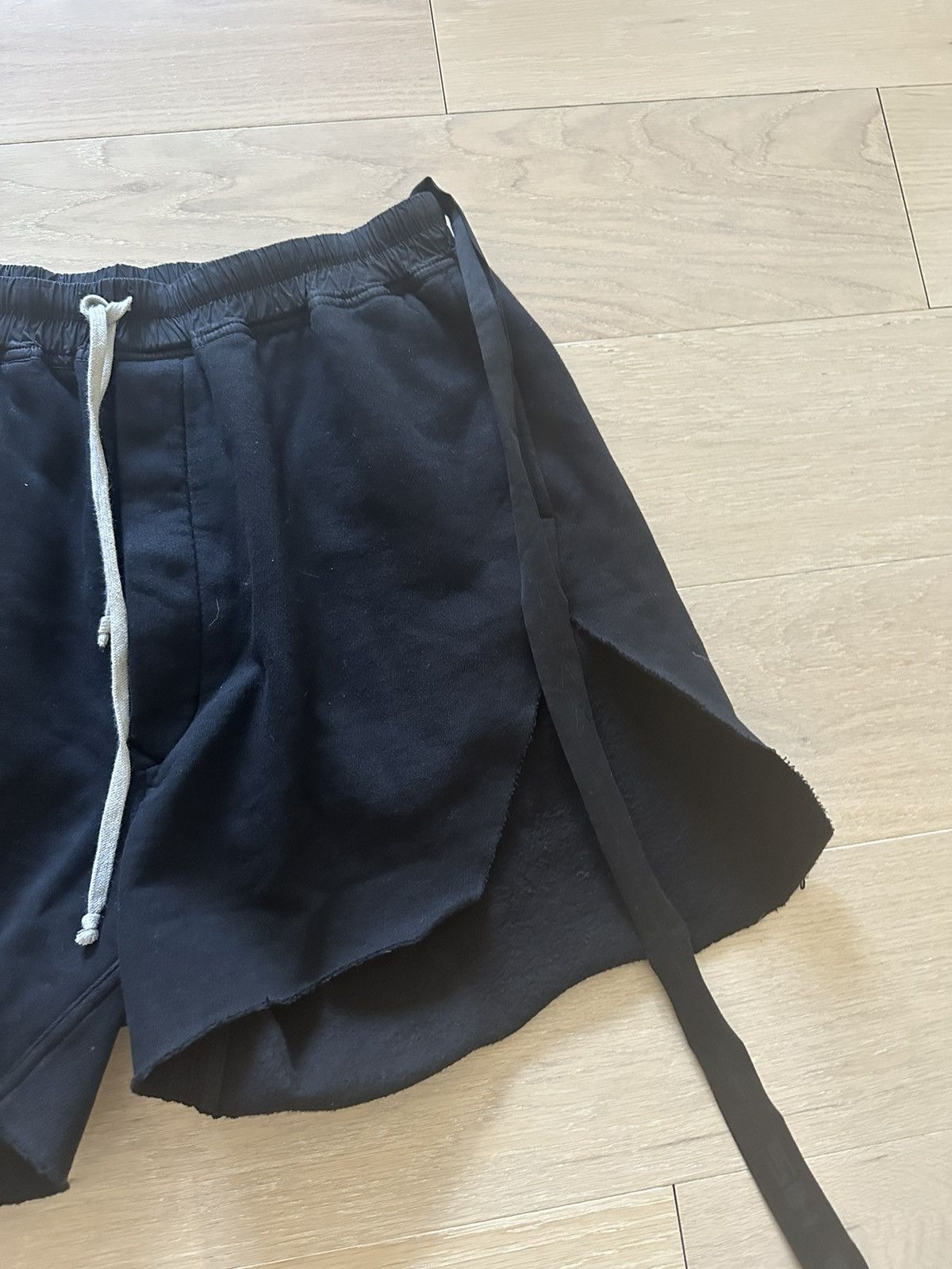 Rick Owens Drkshdw Rick Owens Drkshdw Phleg Shorts women’s size XL Size US 34 / EU 50 - 2 Thumbnail