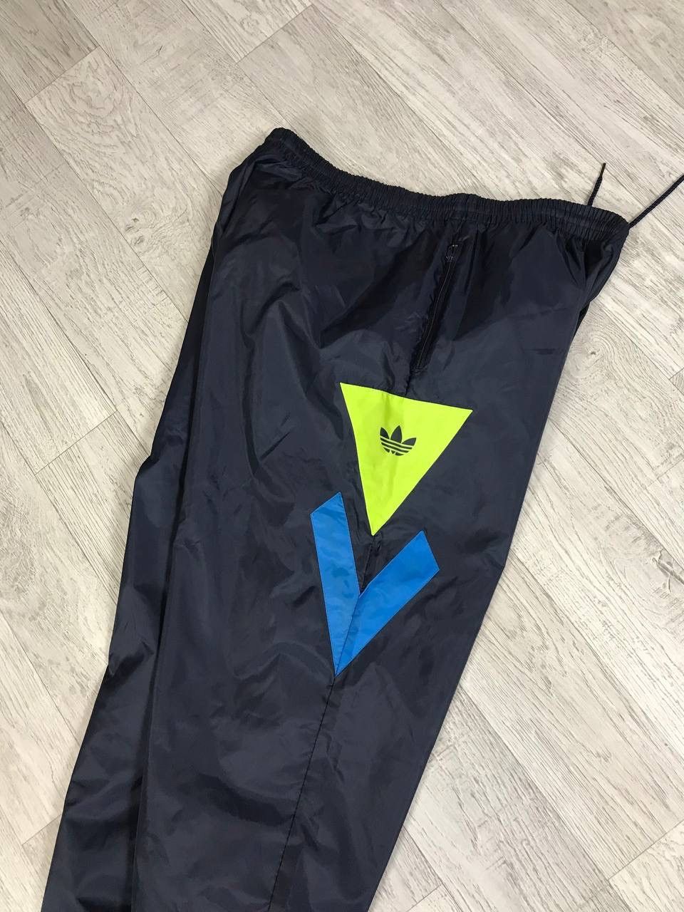 Adidas Adidas vintage nylon sweatpants Size US 34 / EU 50 - 4 Thumbnail