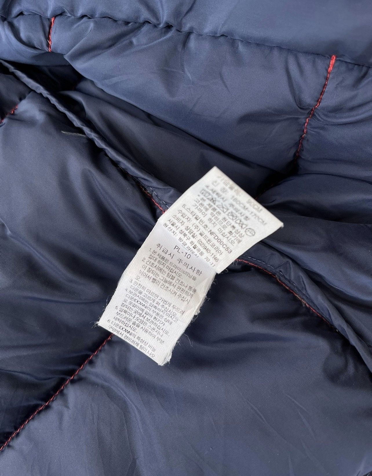 The North Face Vintage The North Face 700 Nuptse Puffer Jacket Size US M / EU 48-50 / 2 - 8 Thumbnail
