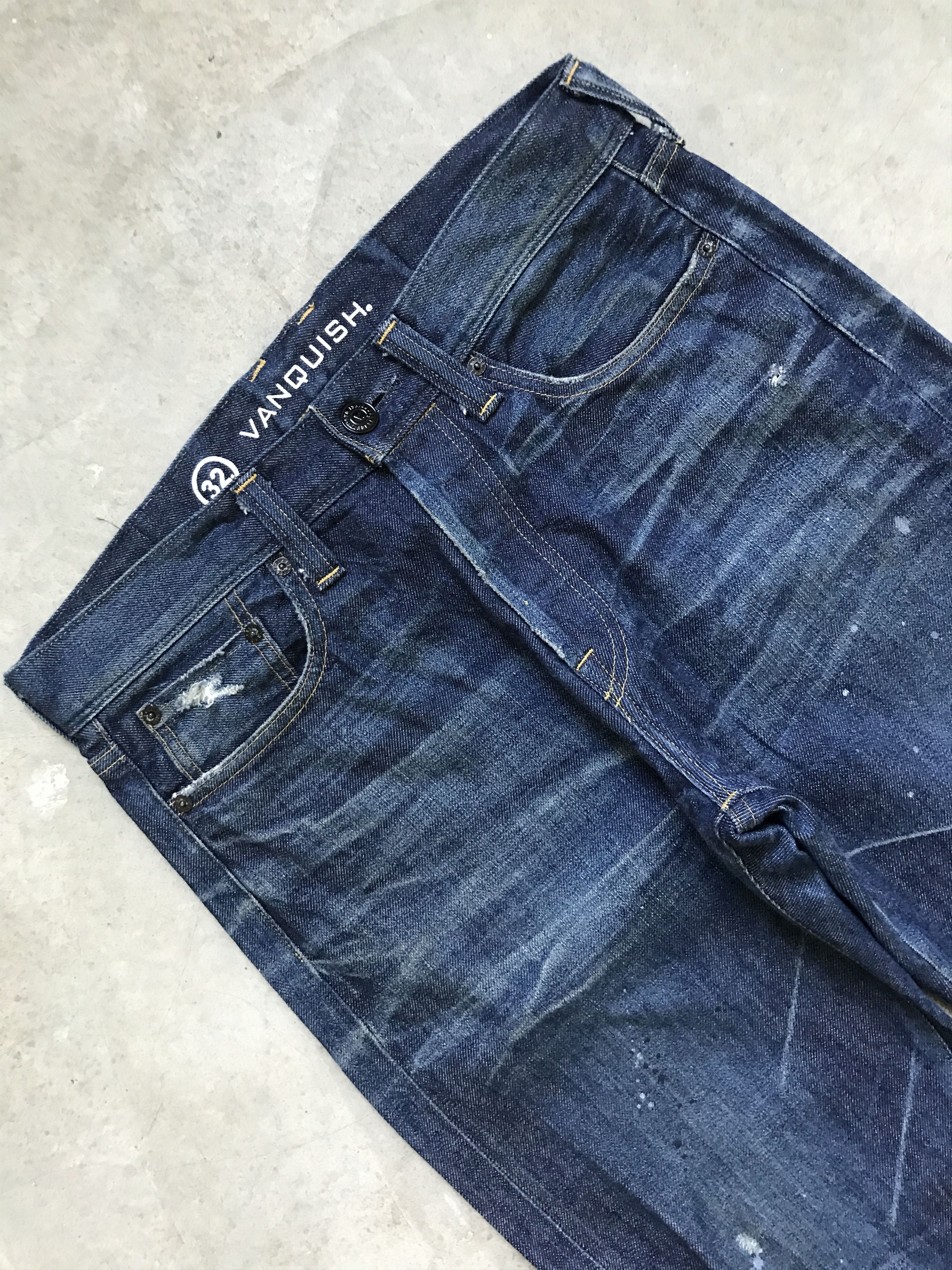 Designer D74 VANQUISH X RYO ISHIKAWA Japan Painter Distressed Denim Size US 32 / EU 48 - 2 Thumbnail
