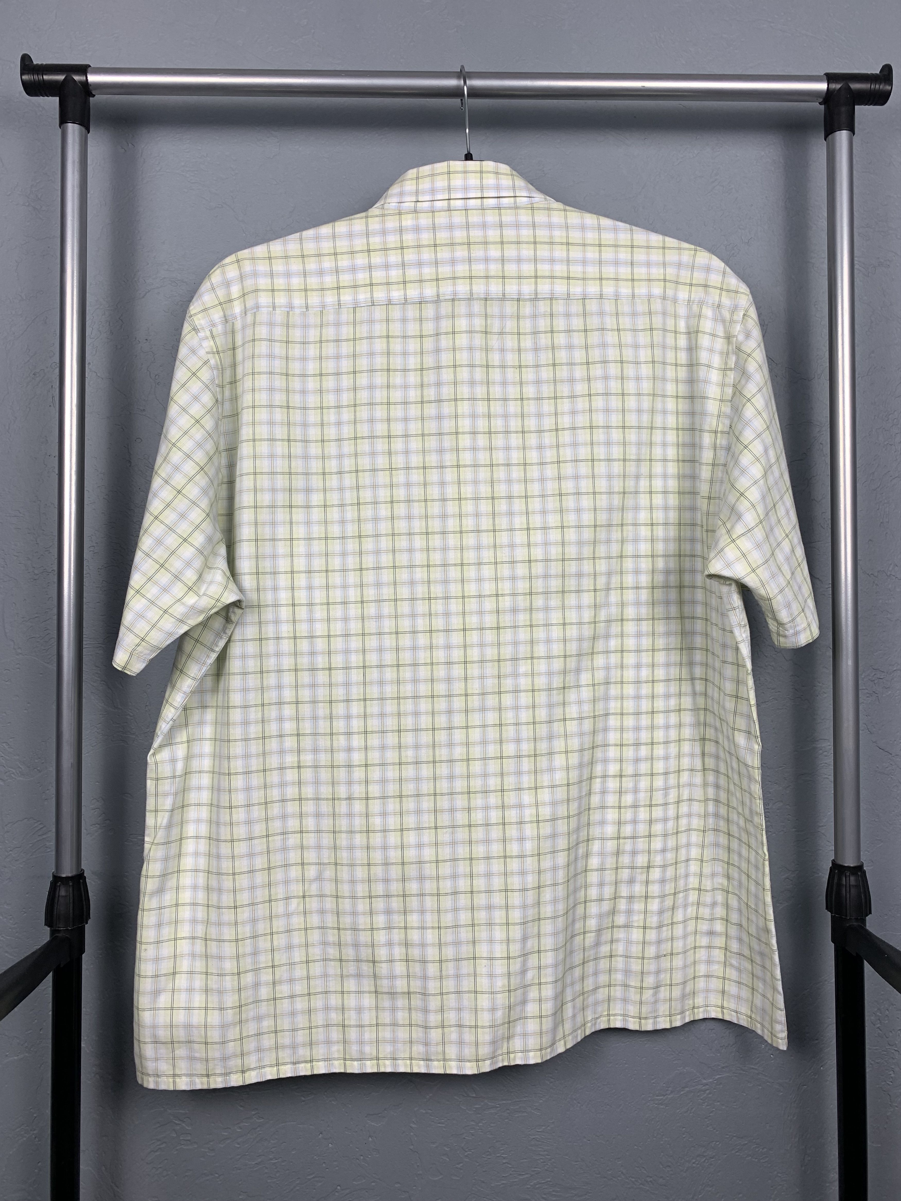 Yves Saint Laurent Yves Saint Laurent YSL Mens Short Sleeve Shirt Size US XL / EU 56 / 4 - 5 Thumbnail